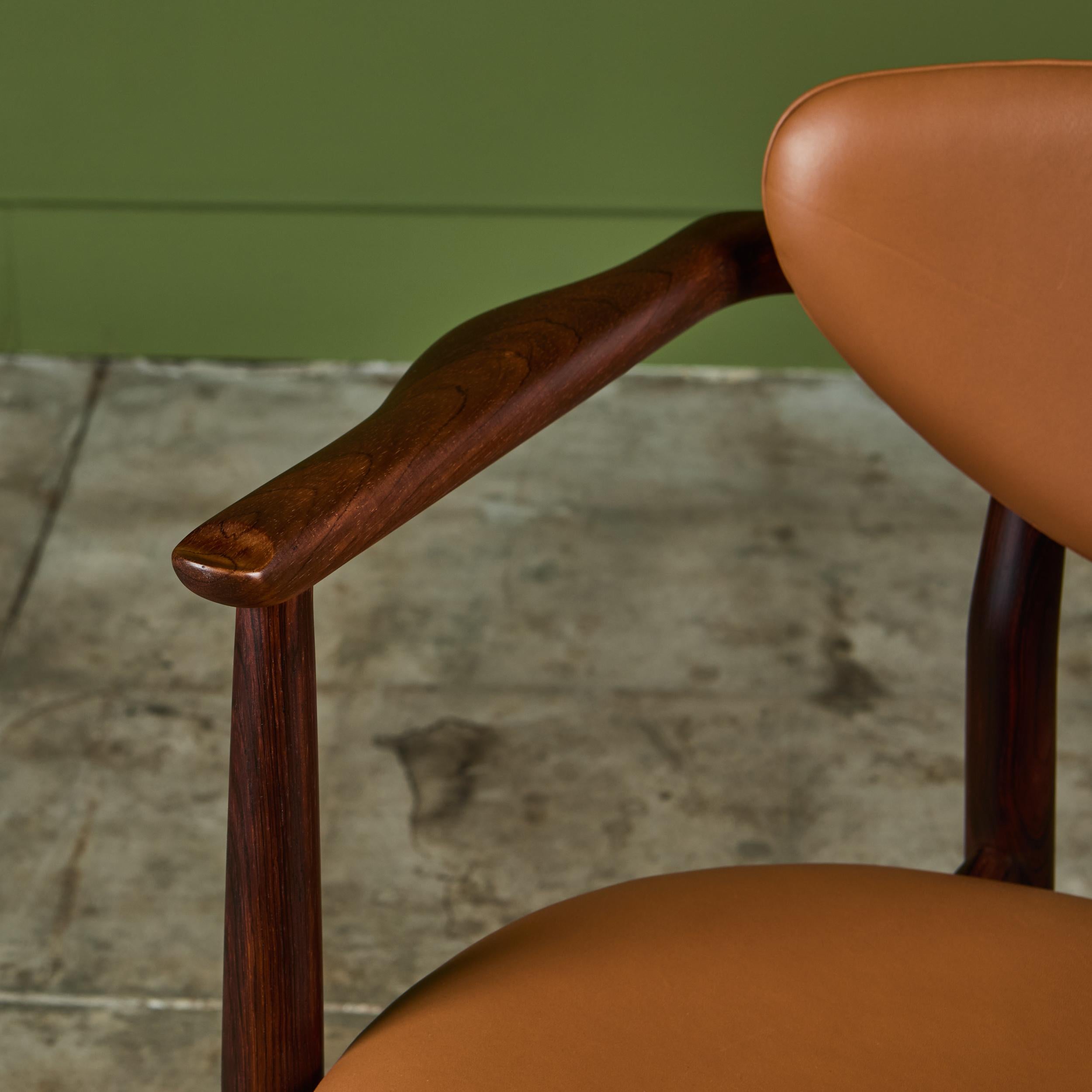 Set of Six Finn Juhl Dining Chairs for Niels Vodder For Sale 2