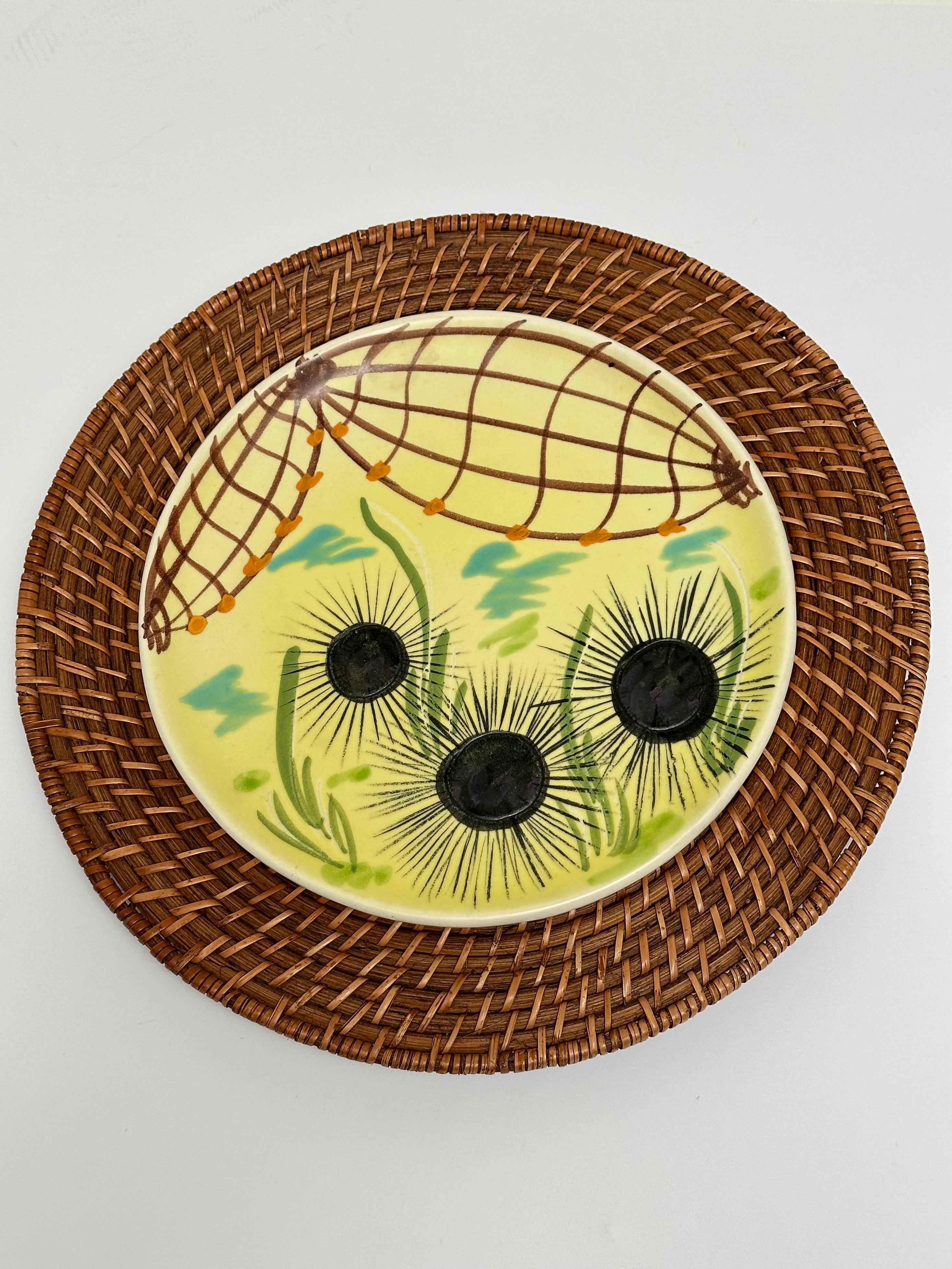 Juego de seis platos de pescado, Cerenne, Vallauris c. 1950 en venta 2