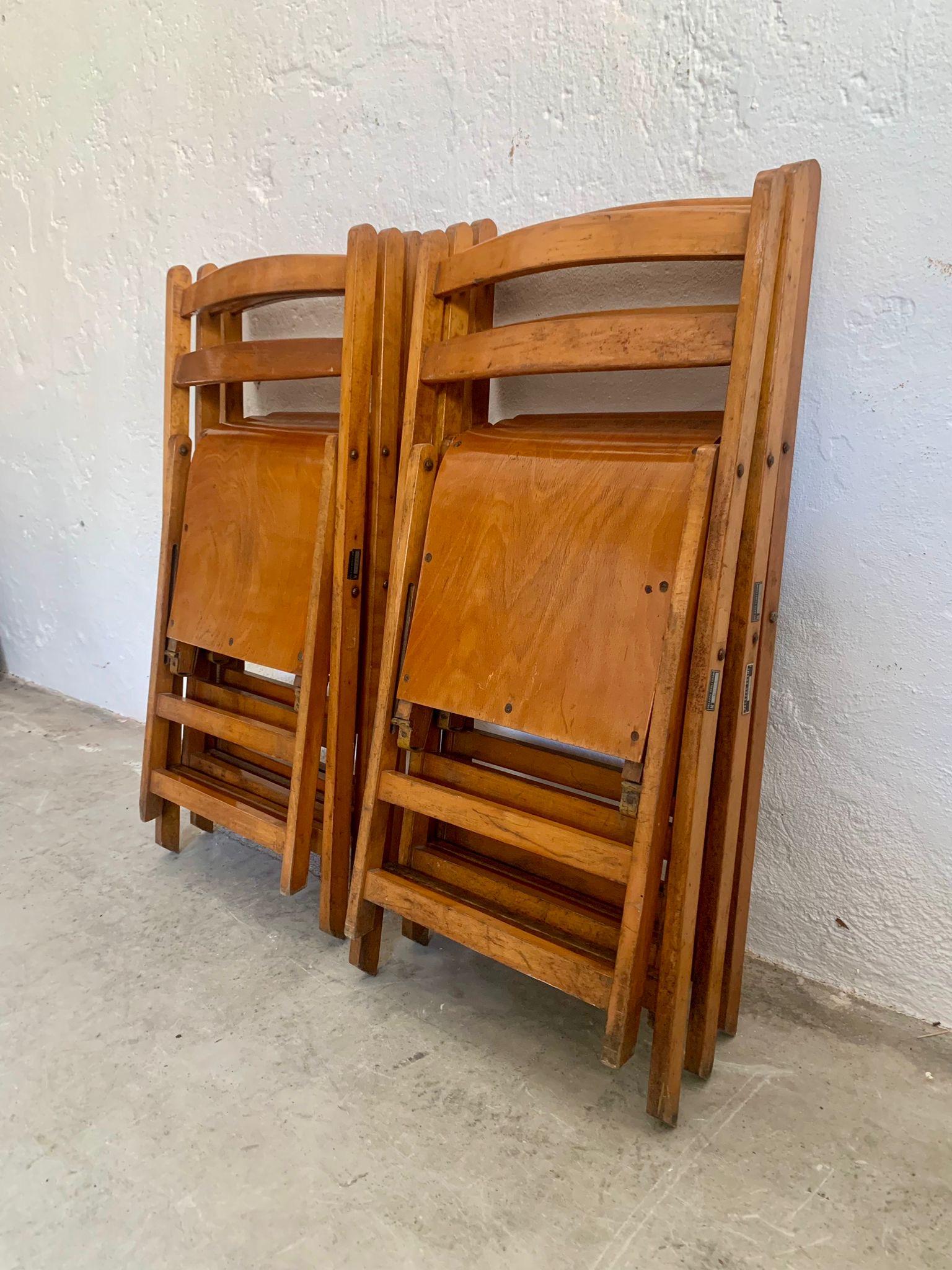 Set of six folding chairs 1960s in vendita 5