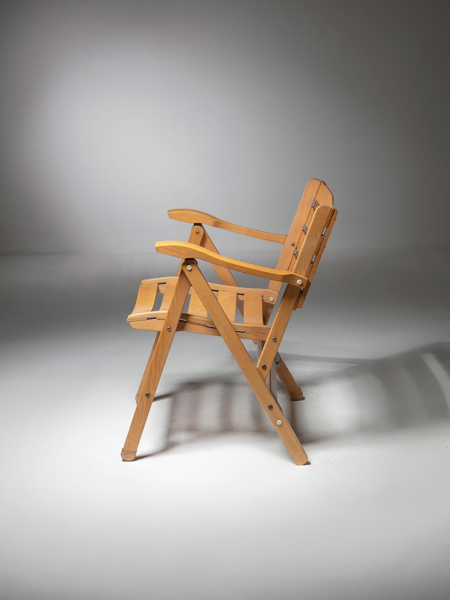 Italian Set of Six Folding Wood Chairs by Carlo Hauner for Reguitti, Italy, 1960s For Sale