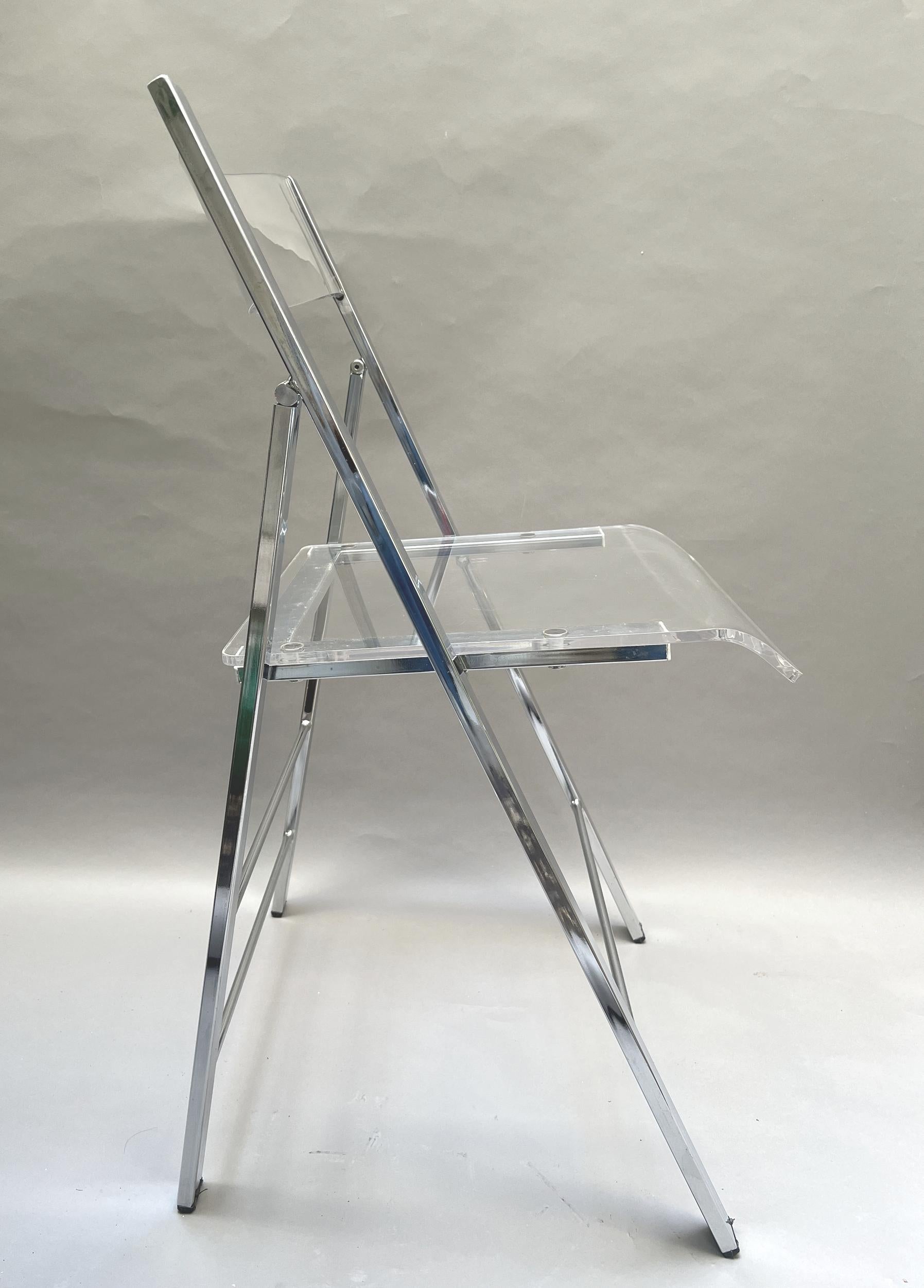 Late 20th Century Set of six folding chairs in plexiglass and chrome Italy, circa 1970 For Sale