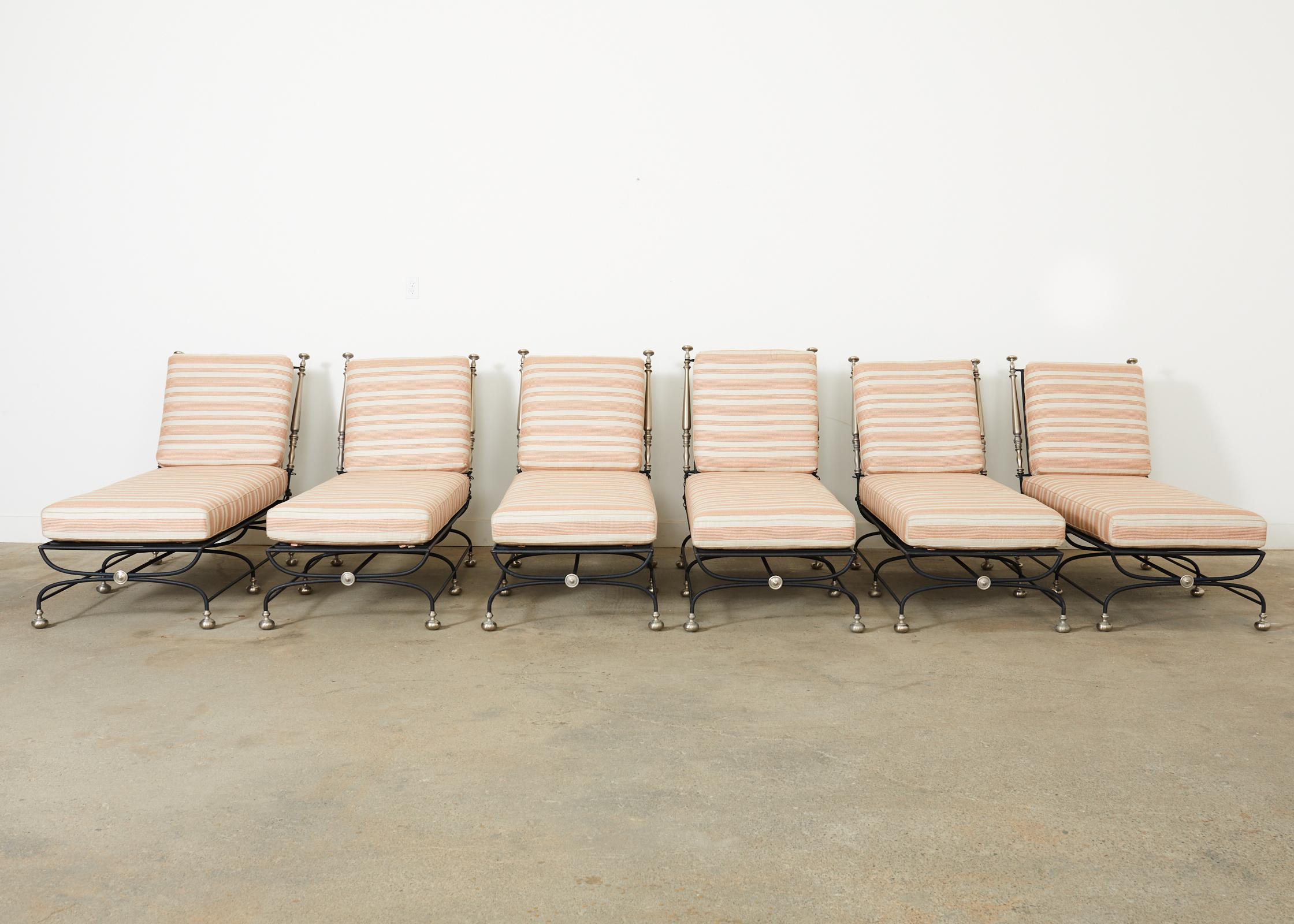 Set von sechs Formations-Sesseln aus Eisen im neoklassischen Stil von Nachlass (Poliert) im Angebot