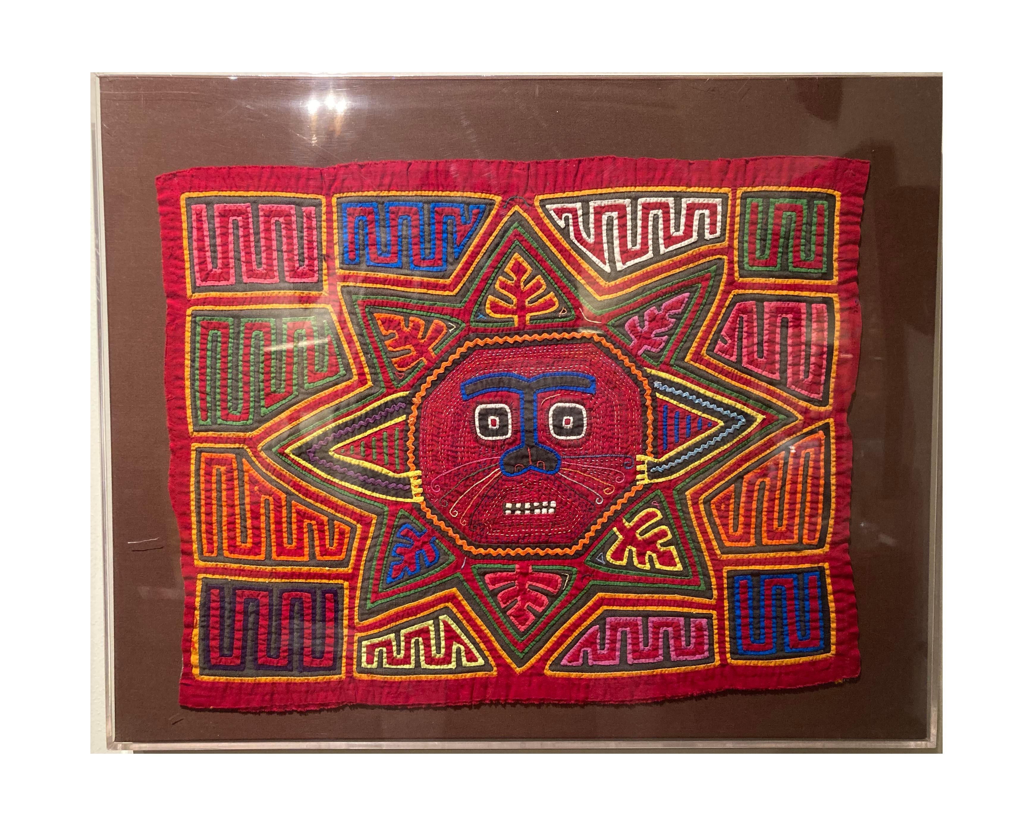 Set of Six Framed Old Mola Hand-Sewn Textiles In Excellent Condition For Sale In Dallas, TX