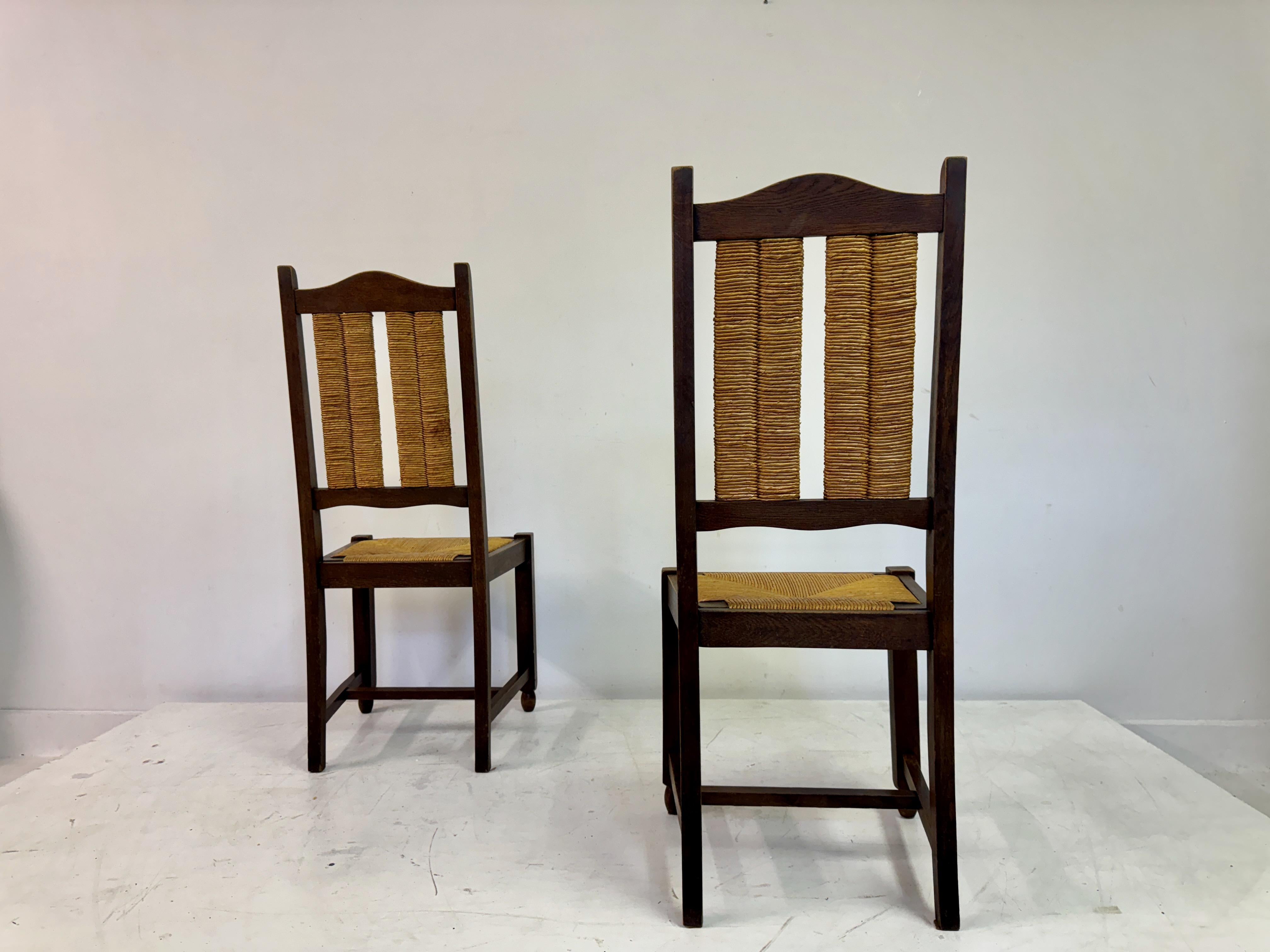 Set of Six French 1950s Oak and Rush Dining Chairs For Sale 10