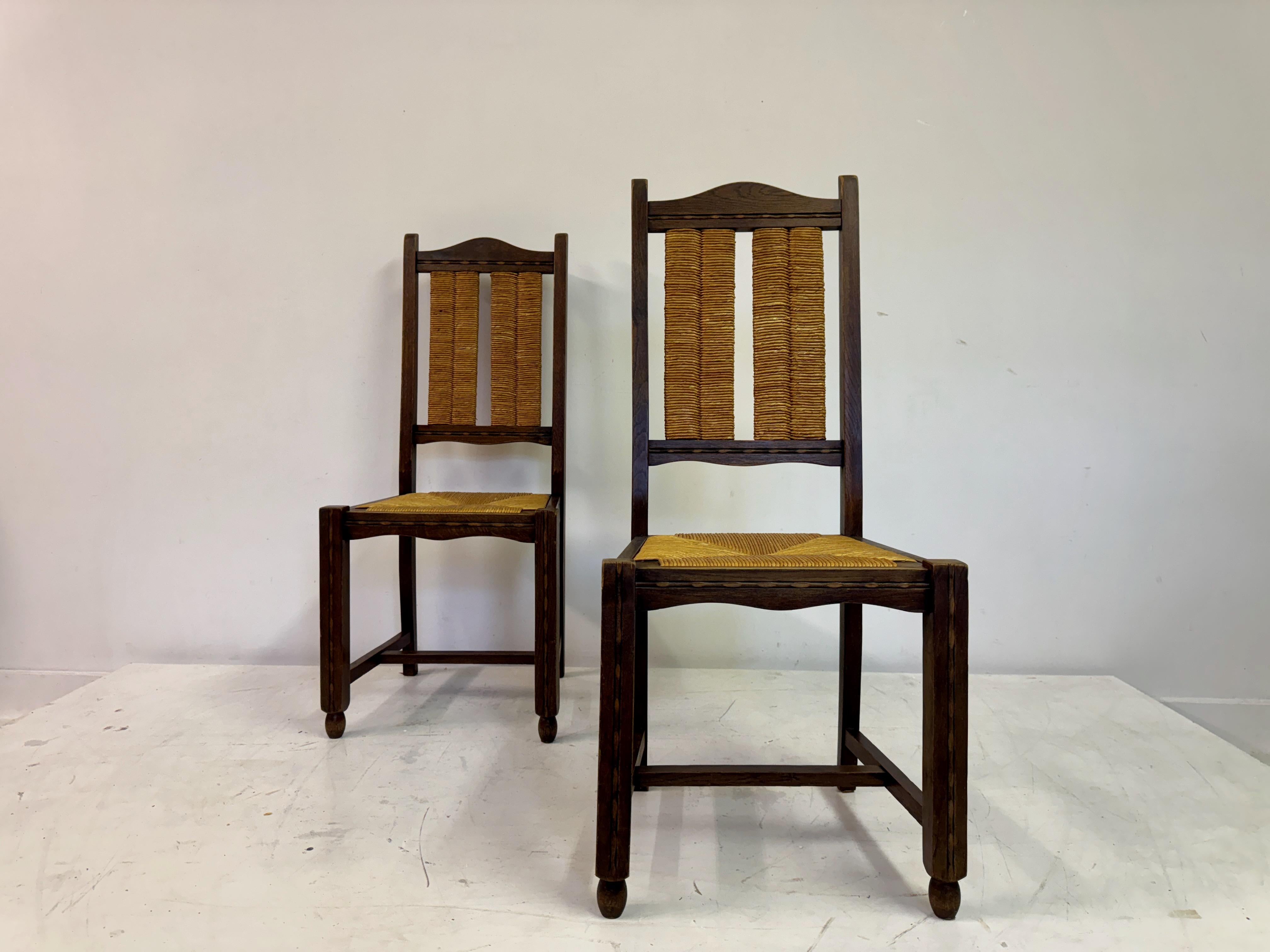 Set of Six French 1950s Oak and Rush Dining Chairs For Sale 4