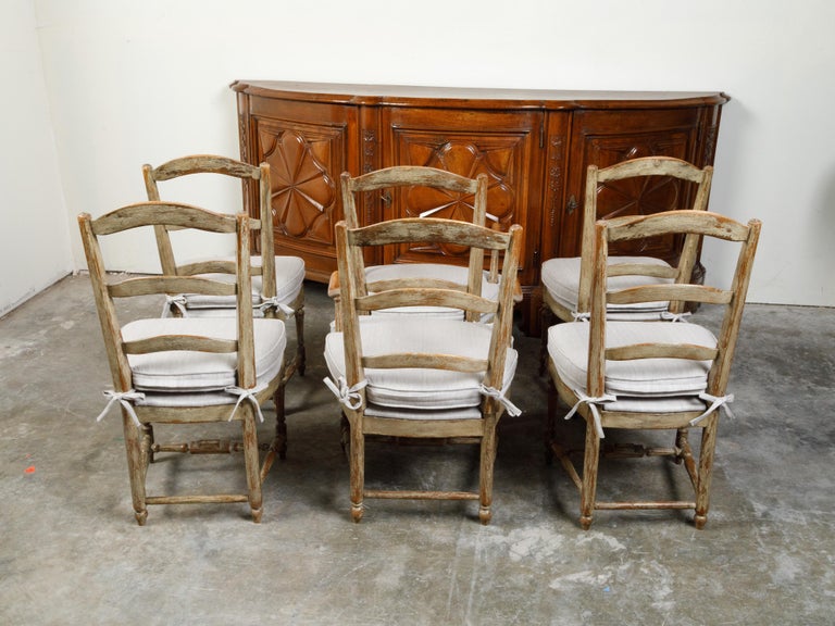 Set of Six French 19th Century Dining Room Chairs with Carved Guilloches Friezes For Sale 7
