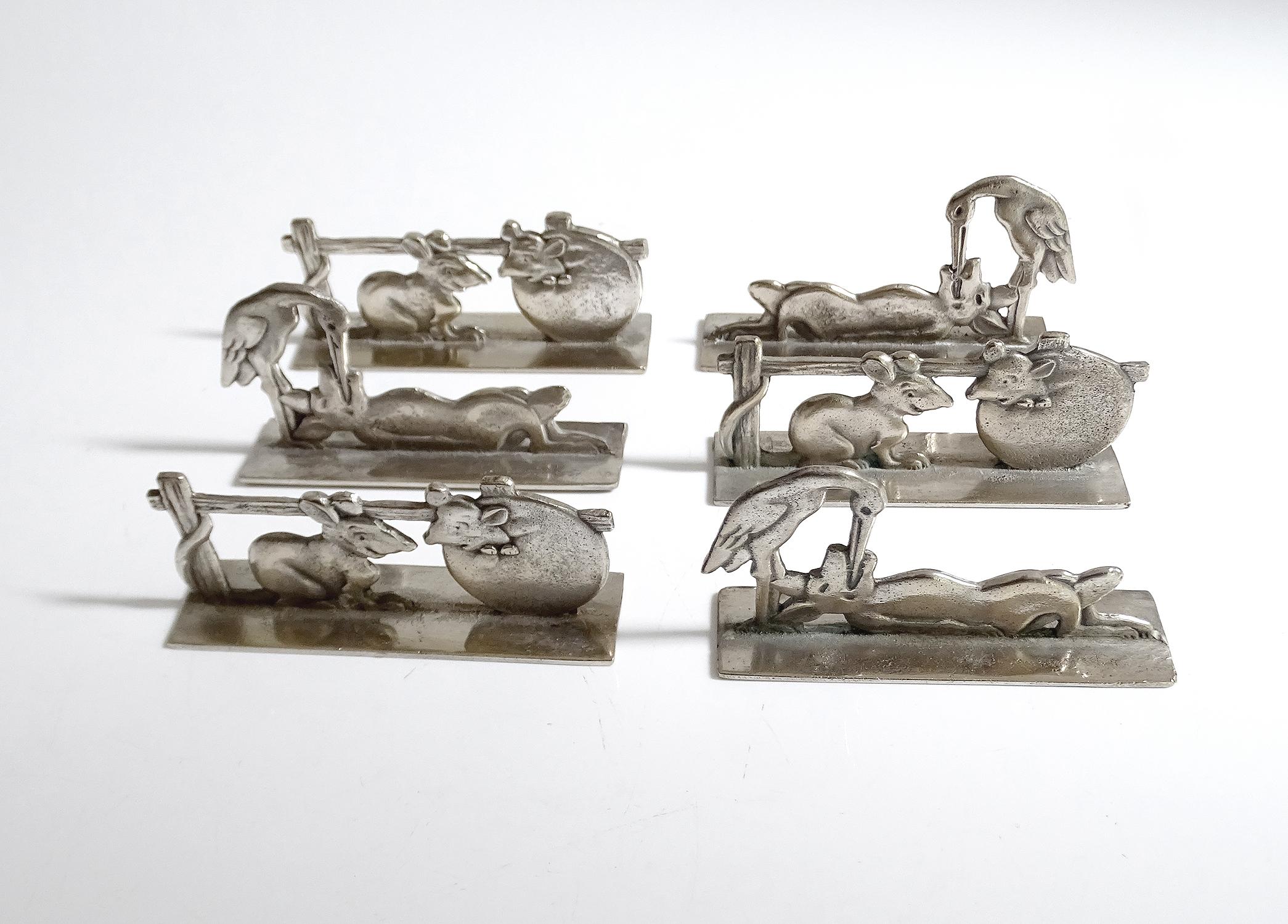 Set of six French silver plated bronze Art Deco knife rests manufactured circa 1930-1935 based on the fables of La Fontaine and designed by Benjamin Rabier (a famous French cartoonist of the 1930s). The knife rests have different sizes, the