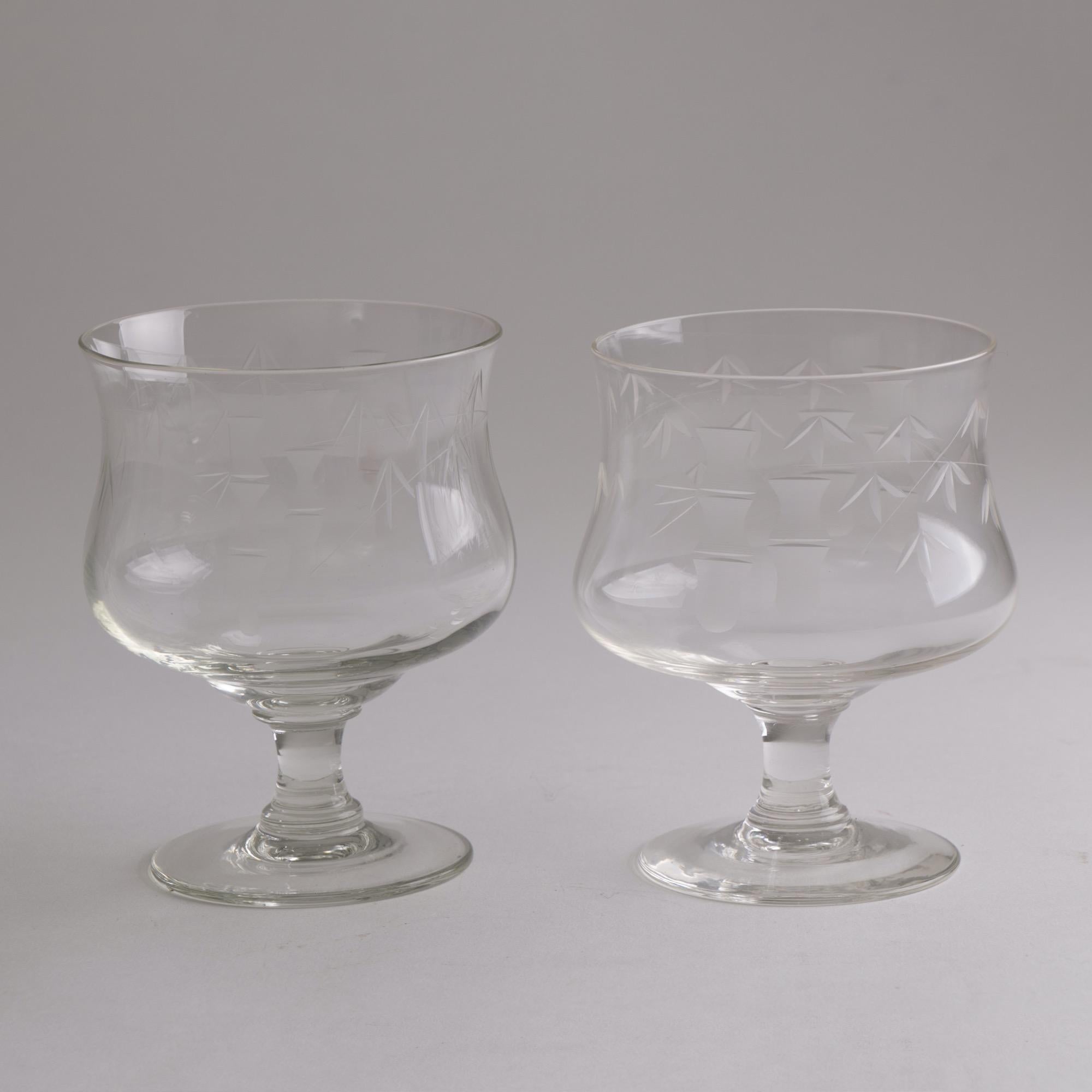 Set of Six French Art Deco Wine Glasses circa 1930 with Bamboo Design In Good Condition For Sale In London, GB