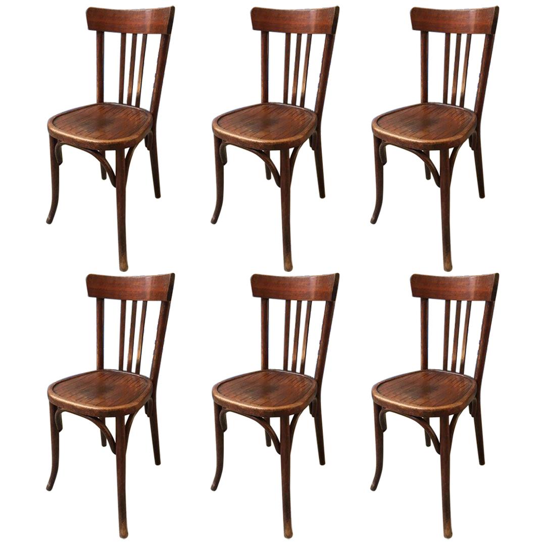 Set of Six French Bistrot Chairs in Beechwood with Mahogany Patina from 1930s For Sale