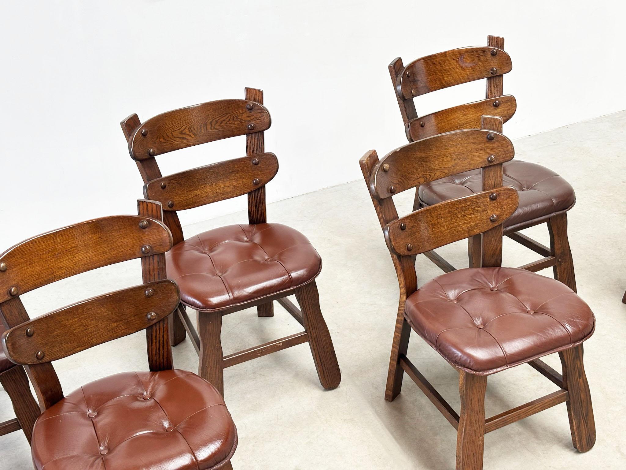 Set di sei sedie da pranzo brutaliste francesi in vendita 3