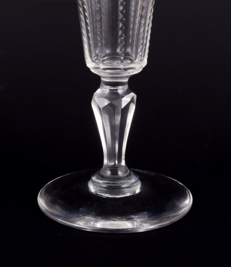 Set of six French champagne flutes in crystal glass. Ca 1900 In Excellent Condition For Sale In Copenhagen, DK