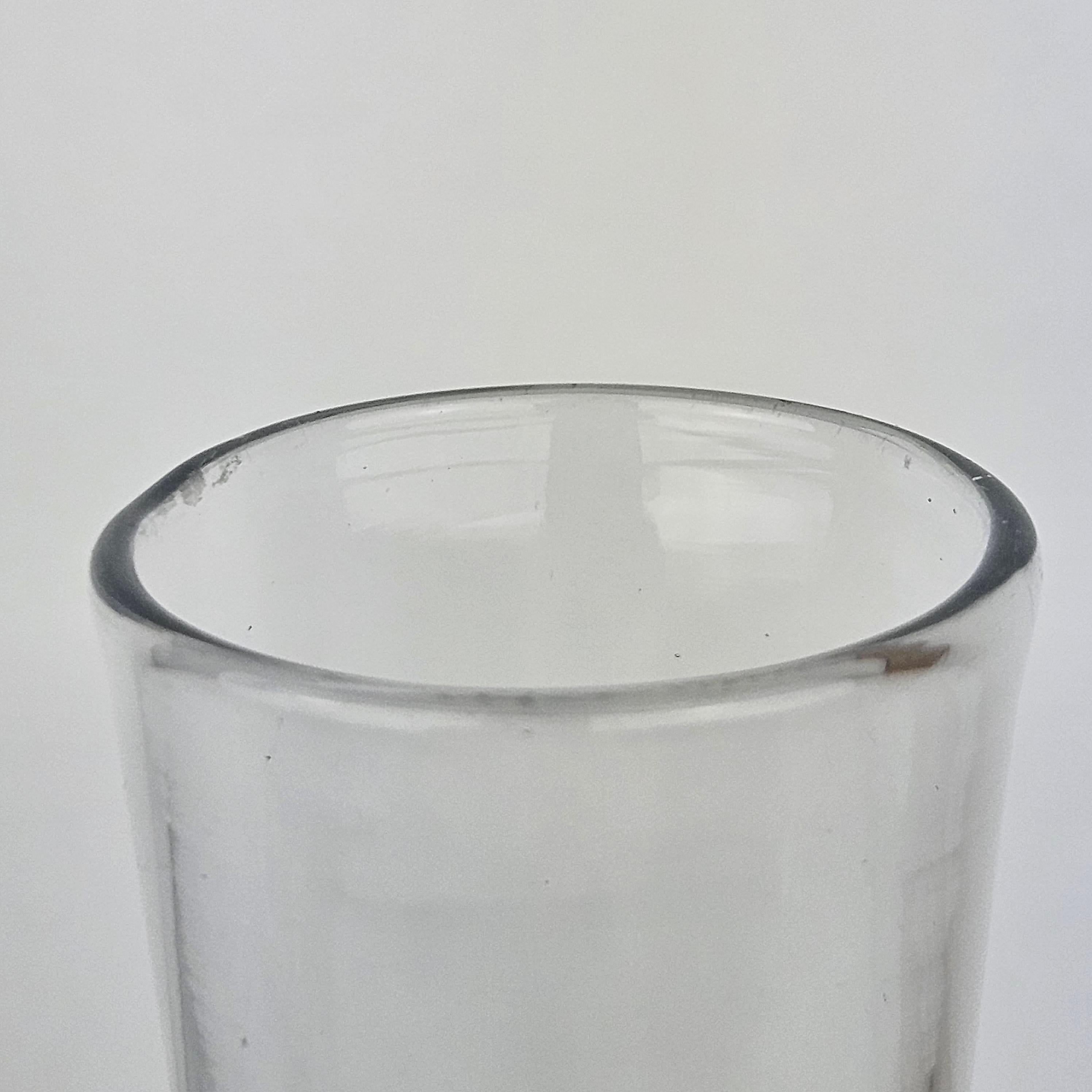 Ensemble de six flûtes à champagne françaises en verre, vers 1880 en vente 3