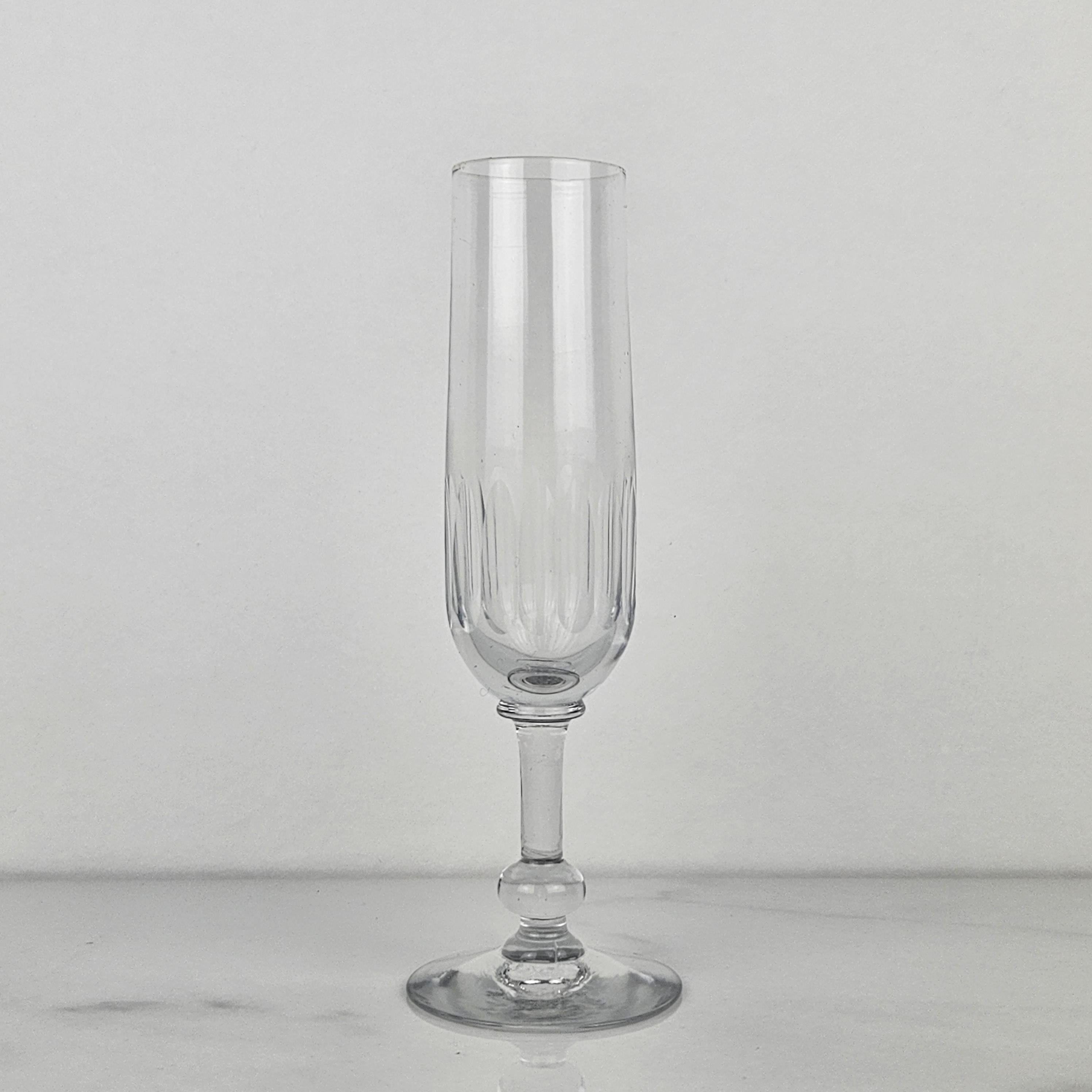 Juego de seis copas francesas de champán en vidrio, ca. 1880 Francés en venta