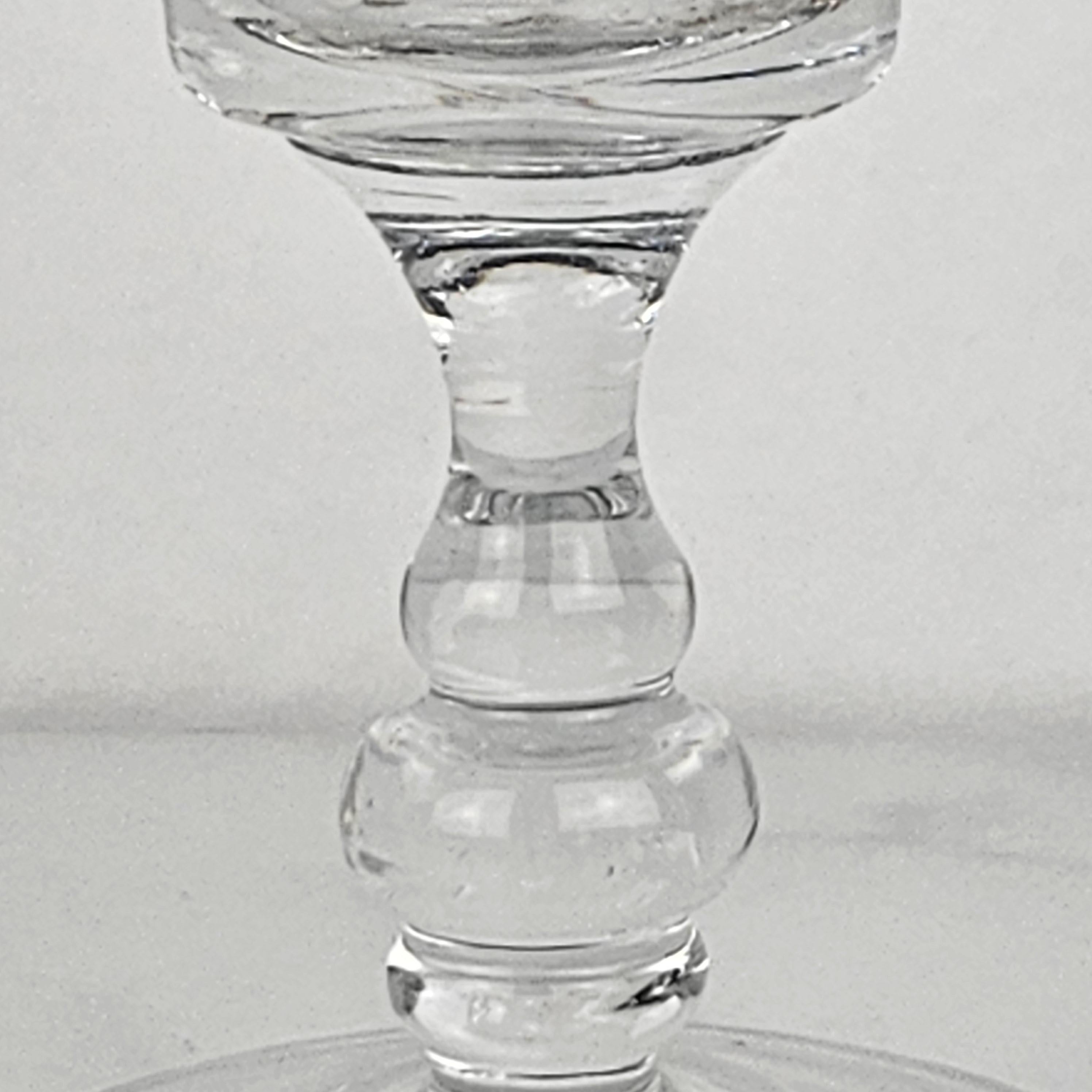 XIXe siècle Ensemble de six flûtes à champagne françaises en verre, vers 1880 en vente