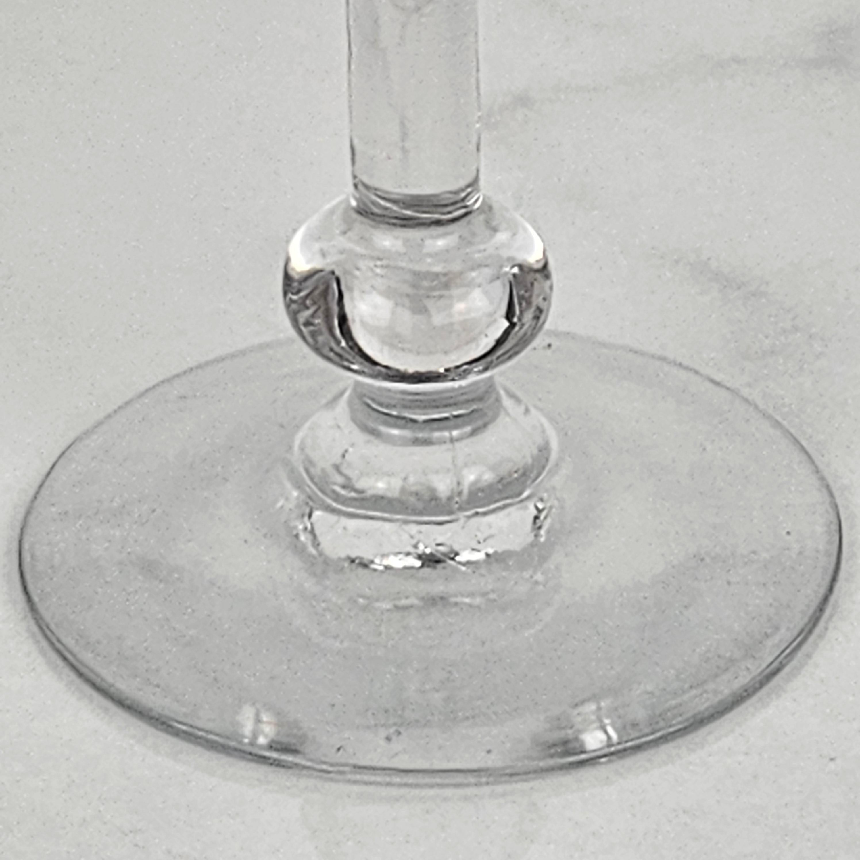 Juego de seis copas francesas de champán en vidrio, ca. 1880 Vidrio soplado en venta