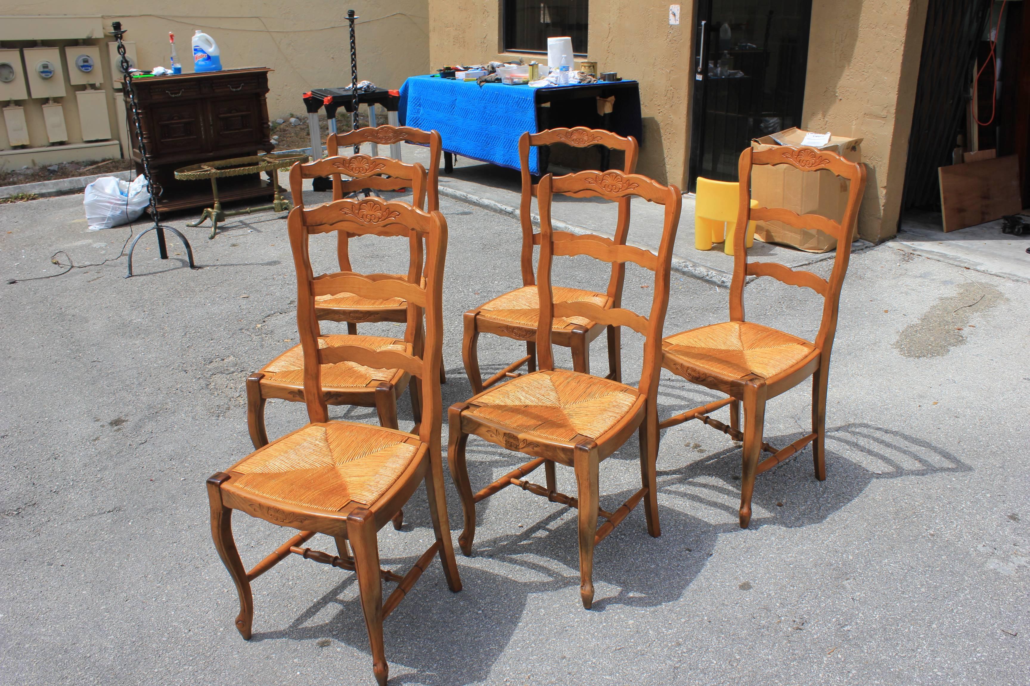 Early 20th Century Set of Six French Country Rush Seat Solid Walnut Dining Chairs, circa 1910s