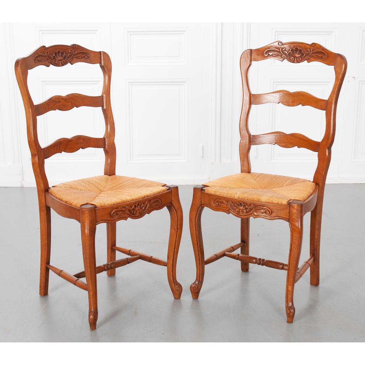 Set of Six French Early 20th Century Rush Seat Chairs 3