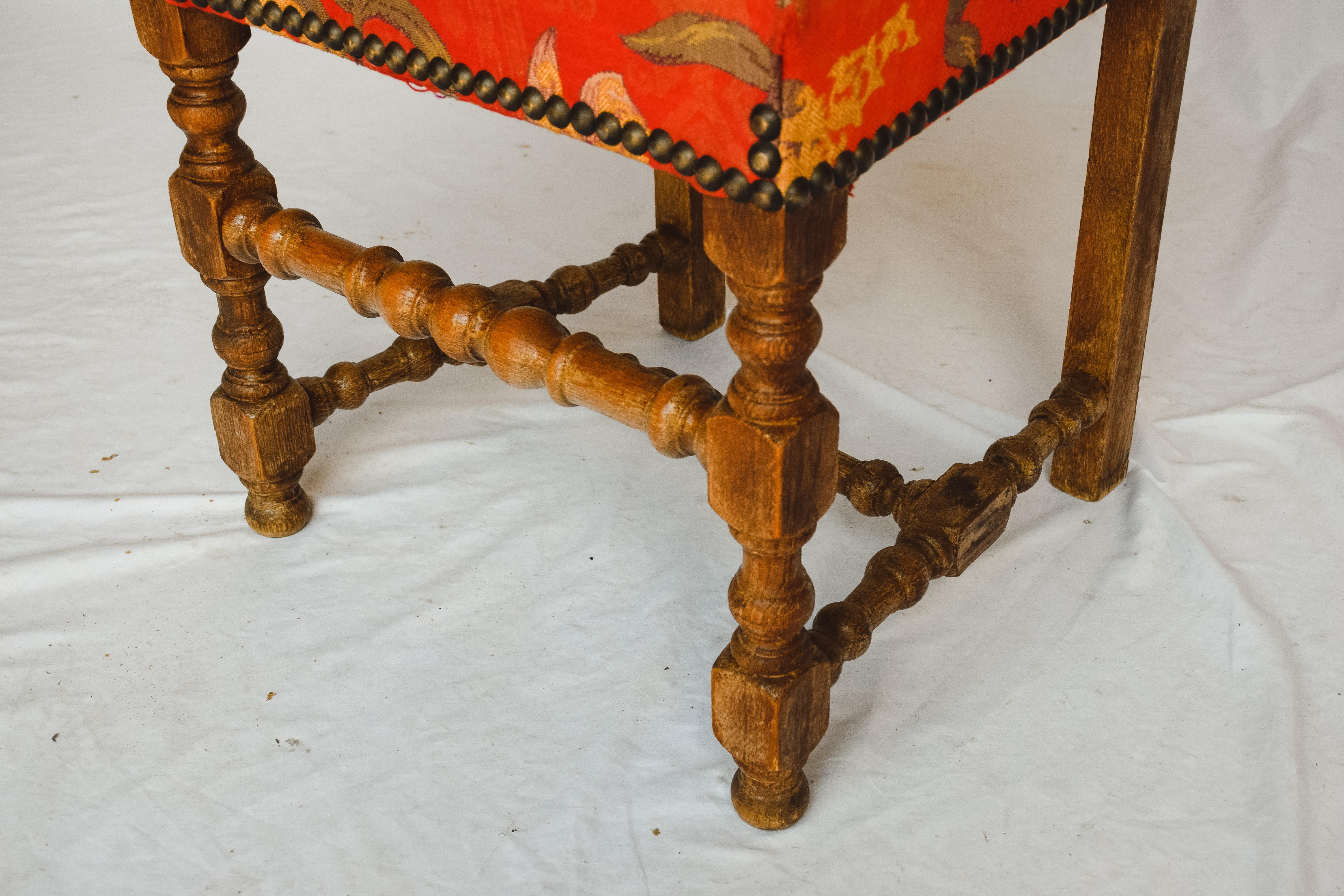 Set of Six French Louis XIII Walnut Turned Legs Side Chairs For Sale 8