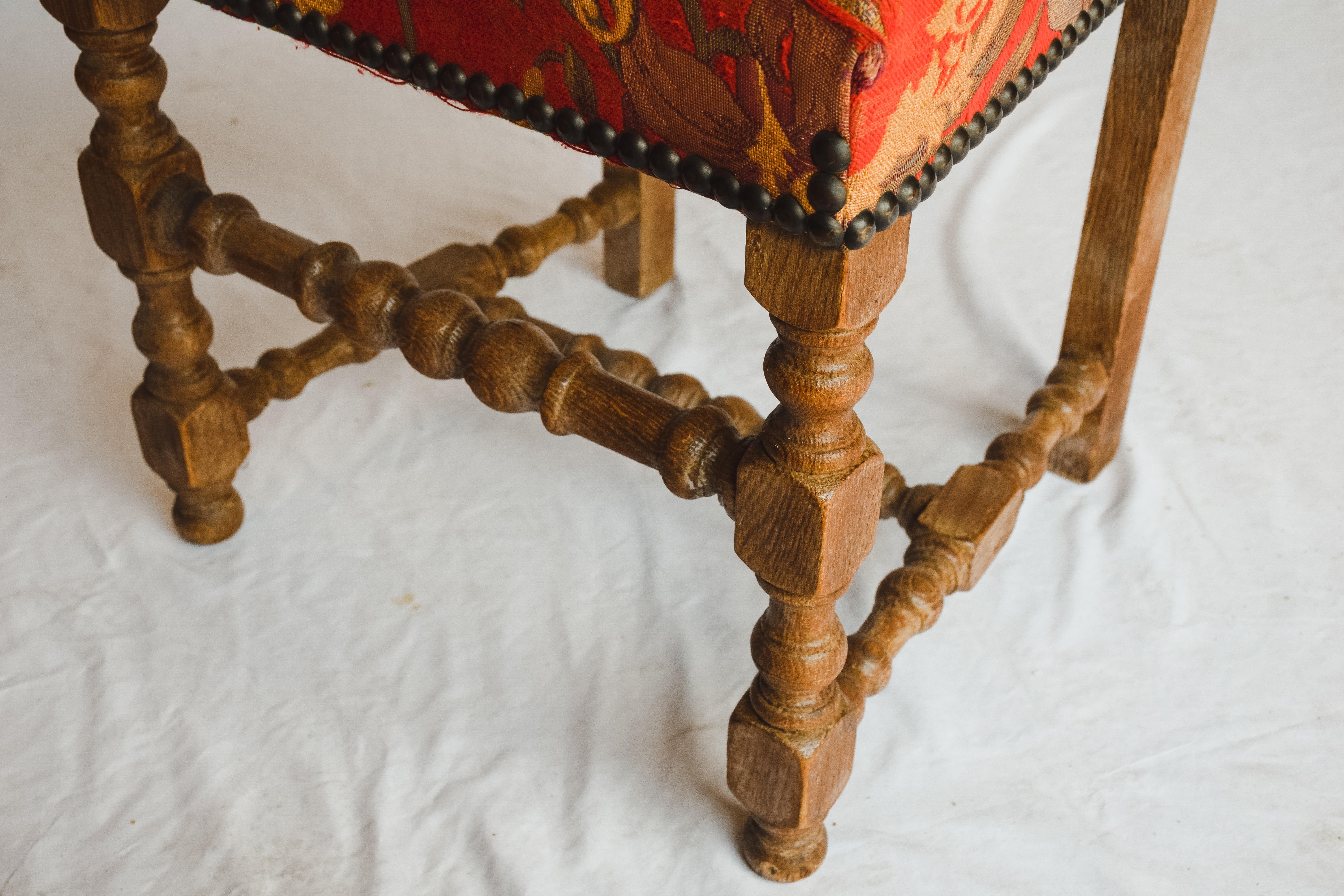Set of Six French Louis XIII Walnut Turned Legs Side Chairs For Sale 2