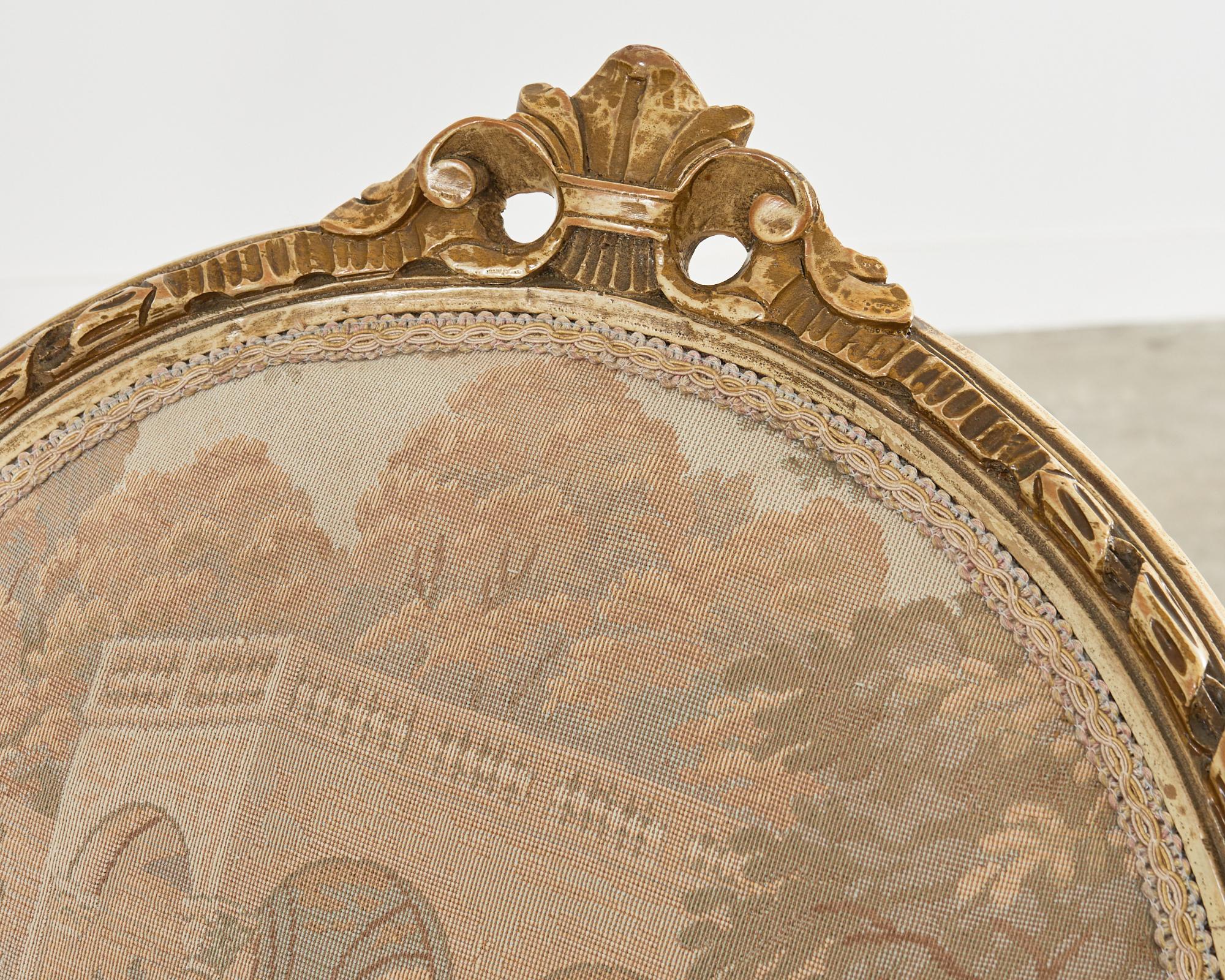 Ensemble de six chaises de salle à manger françaises peintes de style Louis XVI en vente 6