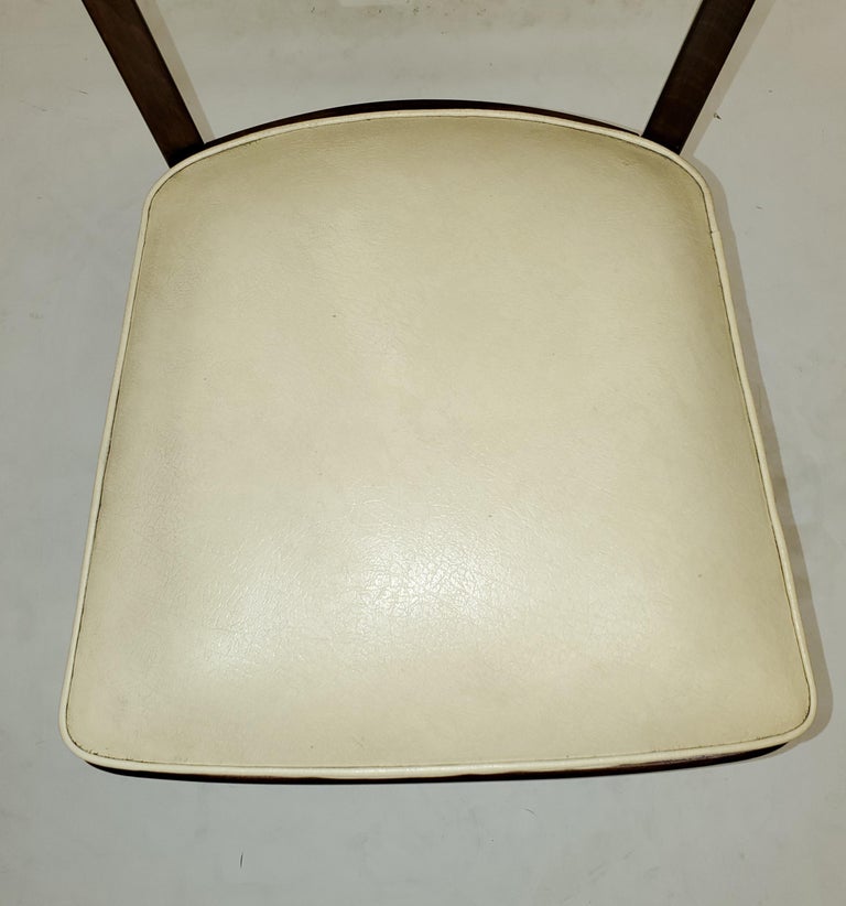 Set of Six French Mid-Century Modern Dining Chairs For Sale 3