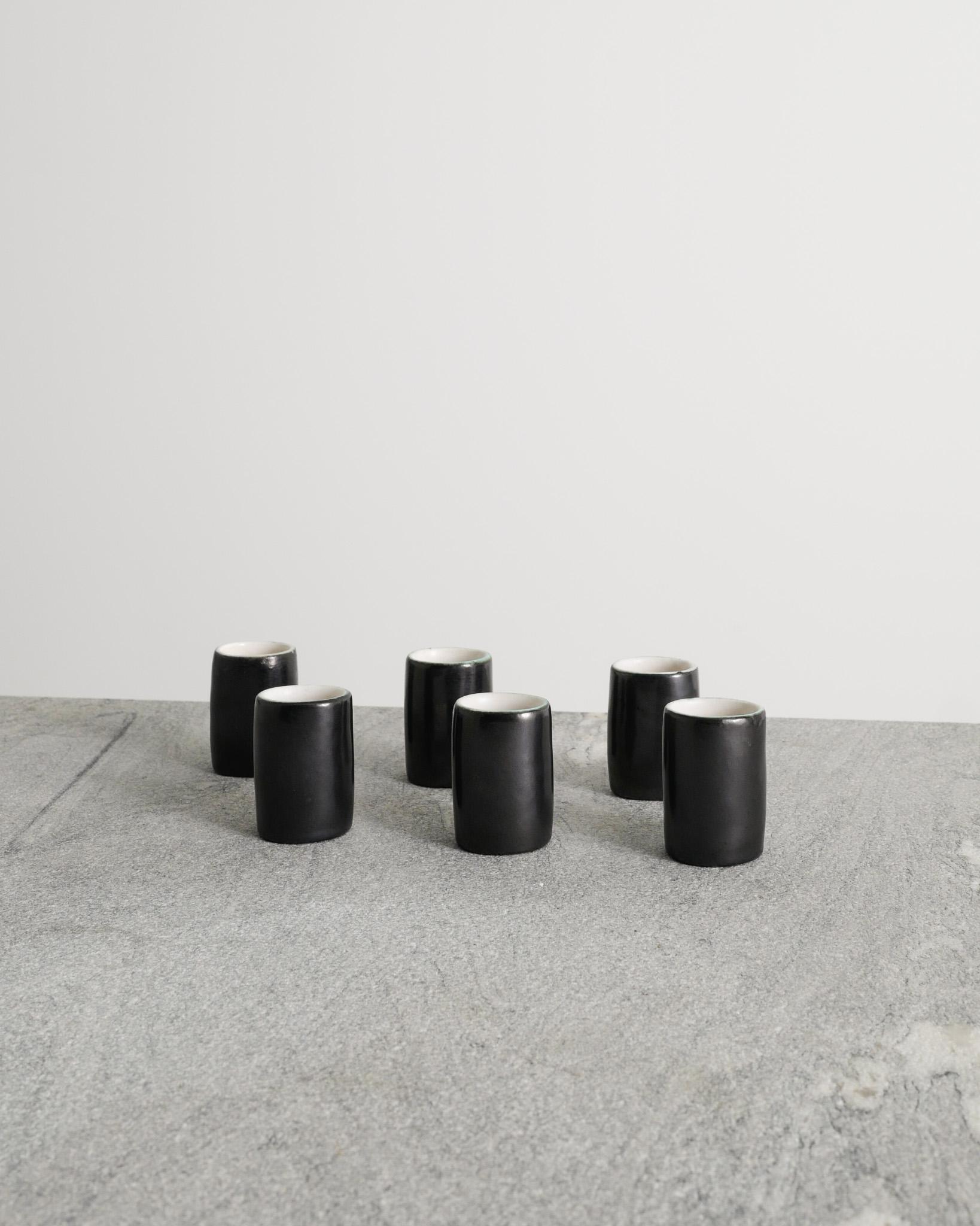 Ensemble de six petites coupes décoratives françaises du milieu du siècle par Denise Gatard, années 1960 Bon état - En vente à Stockholm, SE