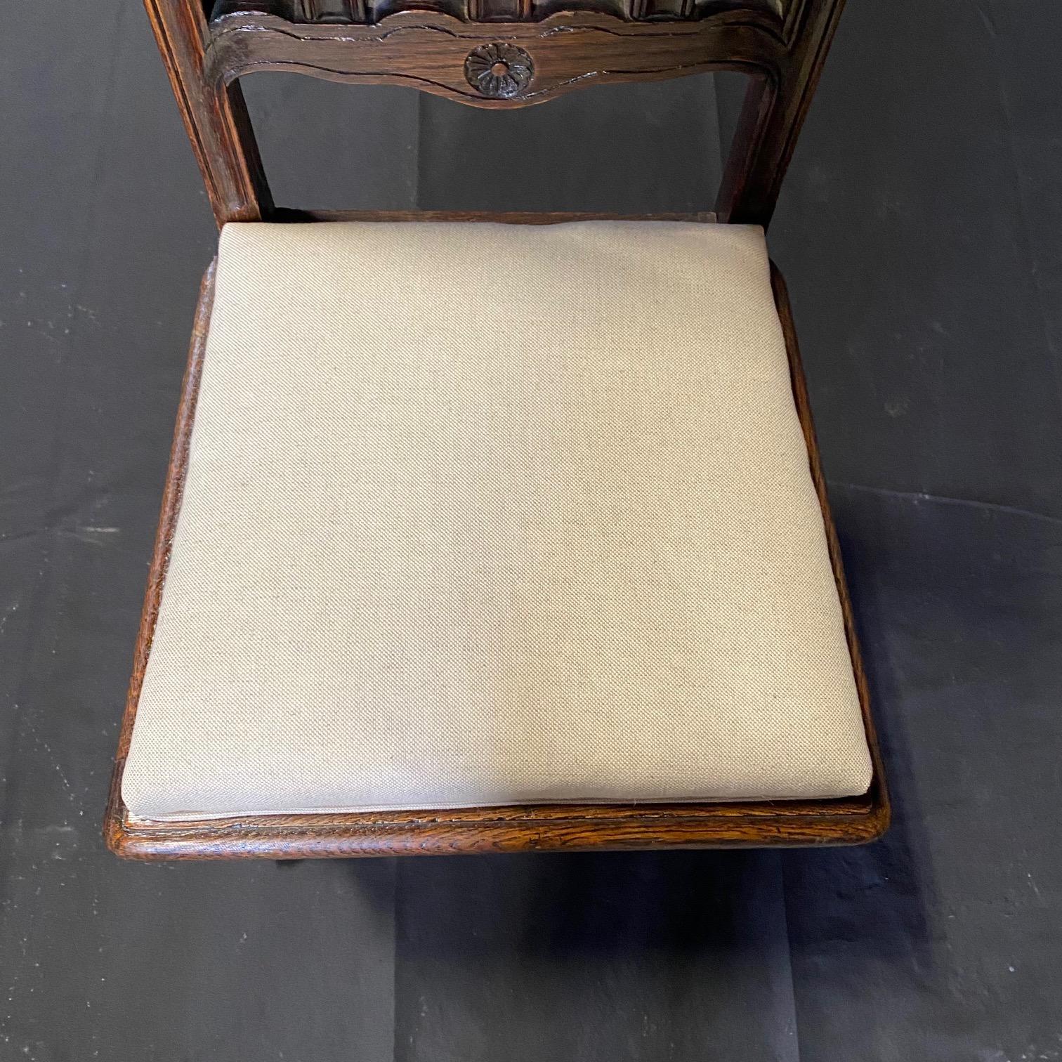 Set of Six French Oak Hand Carved 19th Century Dining Side Chairs For Sale 7