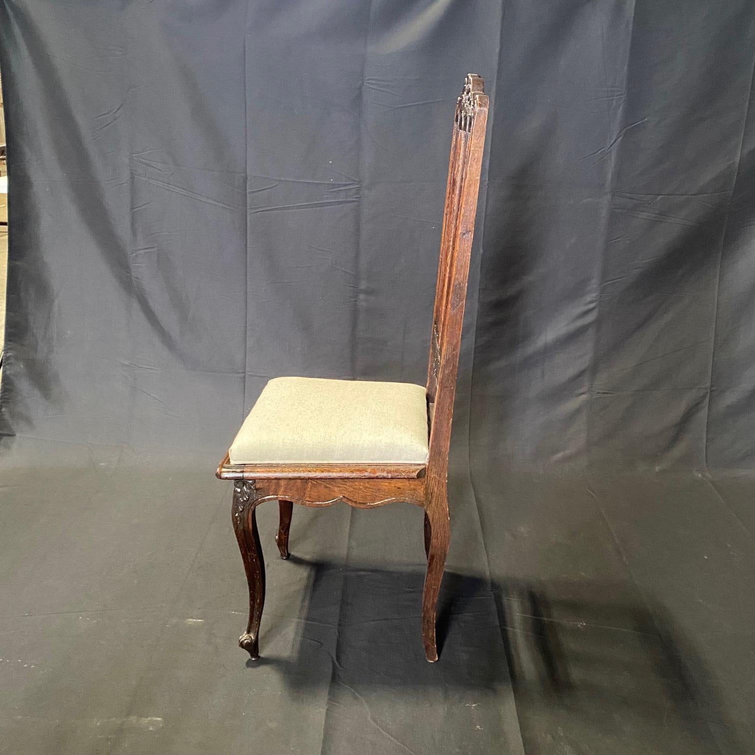 Set of Six French Oak Hand Carved 19th Century Dining Side Chairs For Sale 2