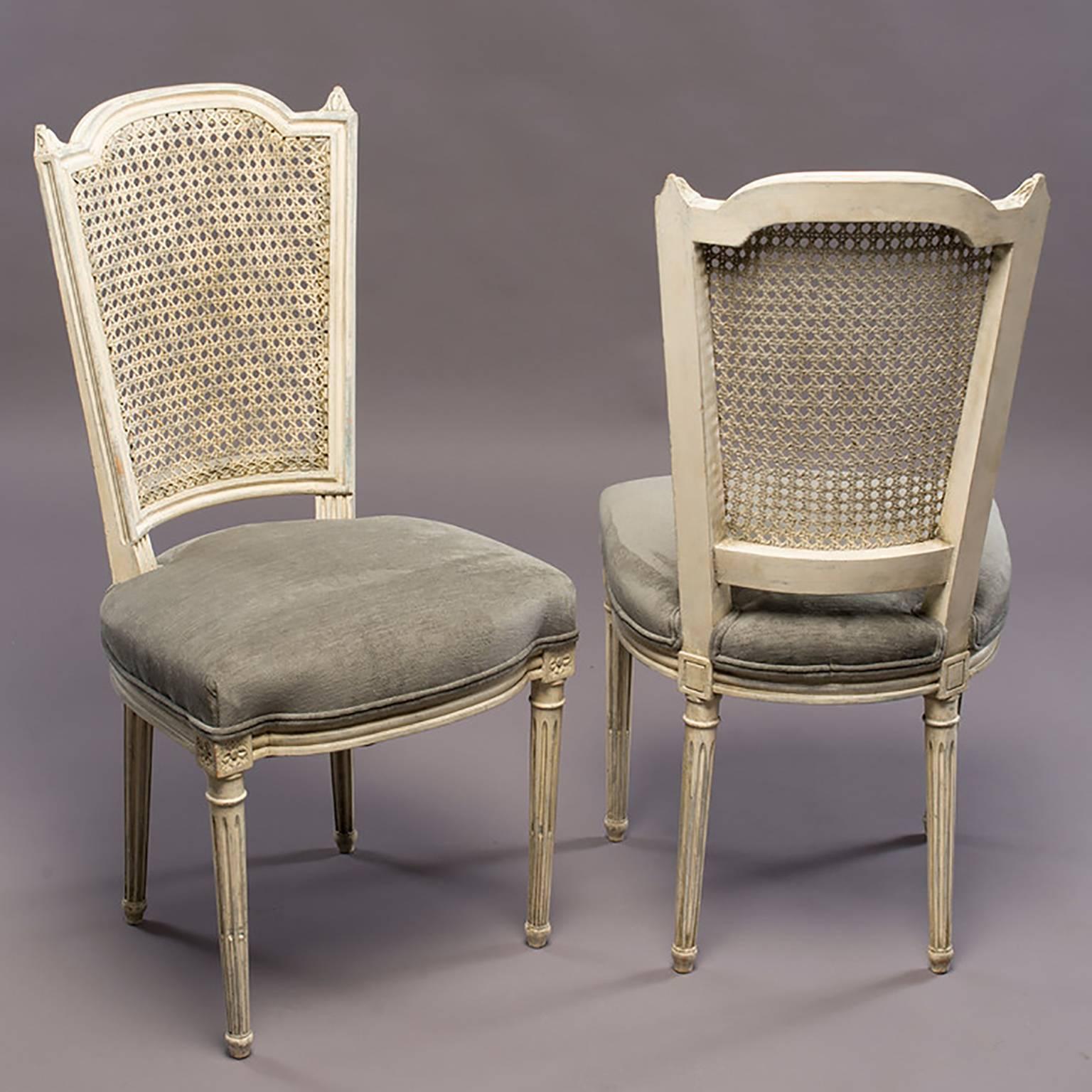Set of Six French Painted and Caned Back Chairs In Good Condition In Troy, MI