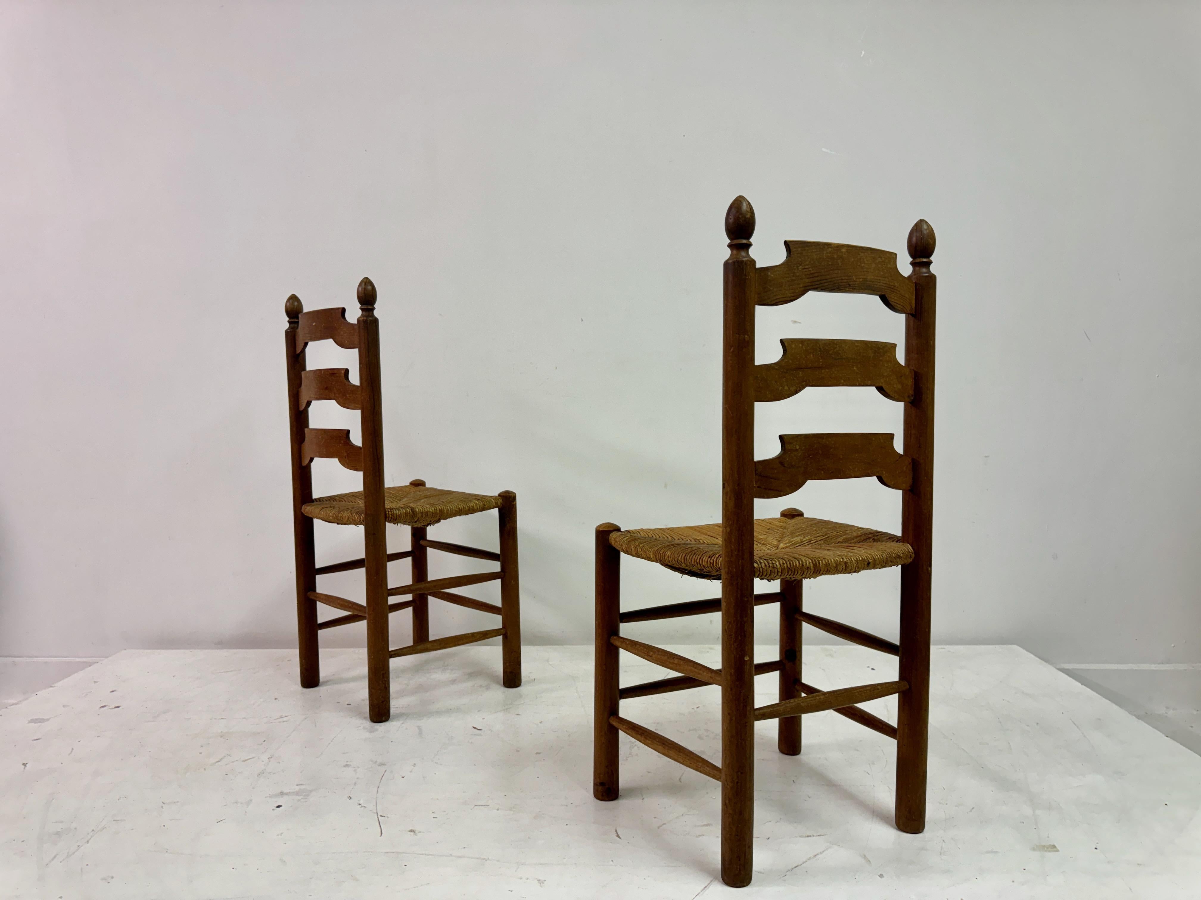 Set of Six French Pine and Rush Dining Chairs For Sale 10