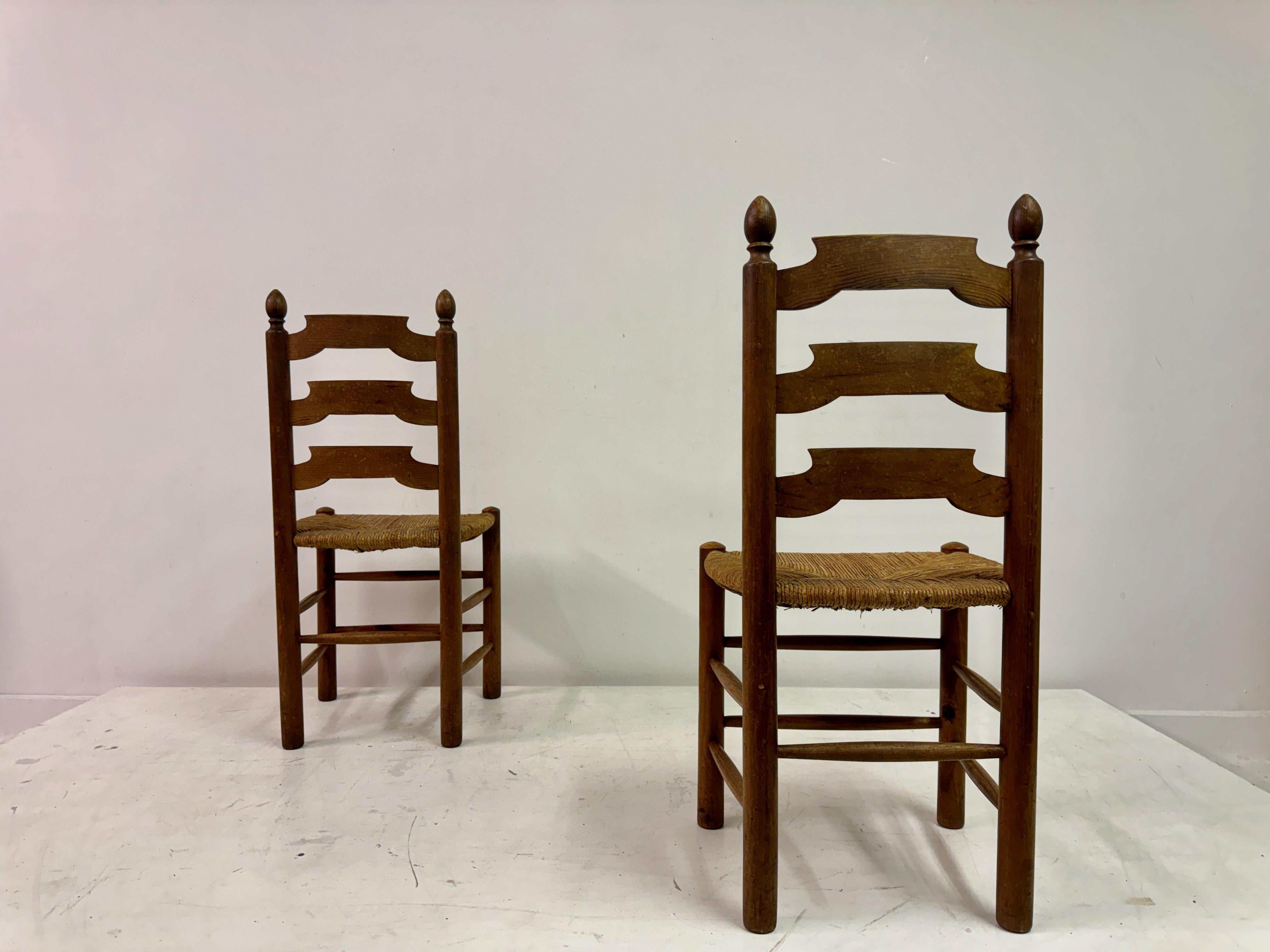 Set of Six French Pine and Rush Dining Chairs For Sale 11