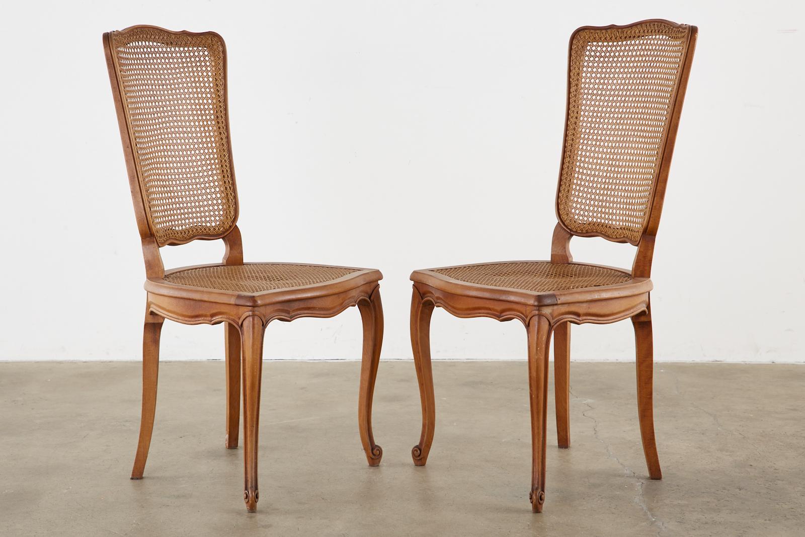 Set of Six French Provincial Caned Mahogany Dining Chairs In Good Condition In Rio Vista, CA