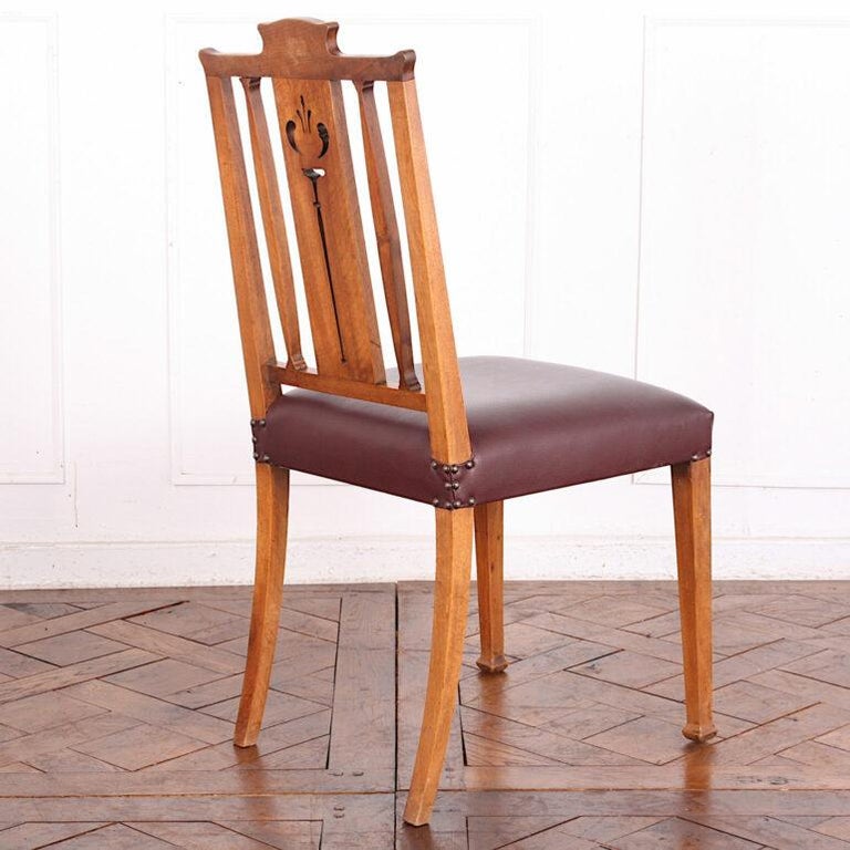 Set of Six French Walnut Art Nouveau Dining Chairs  For Sale 1