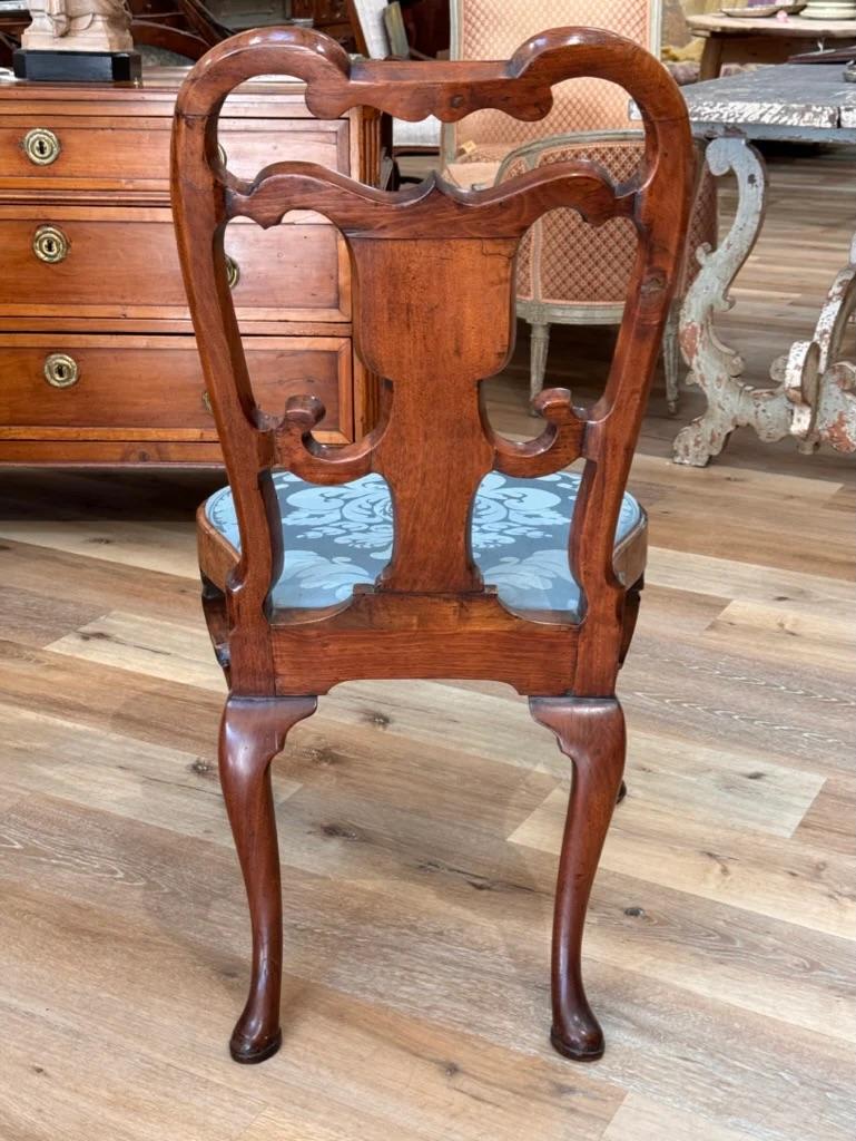 Set of Six George I Burlwood Veneered and Carved Dining Chairs 2