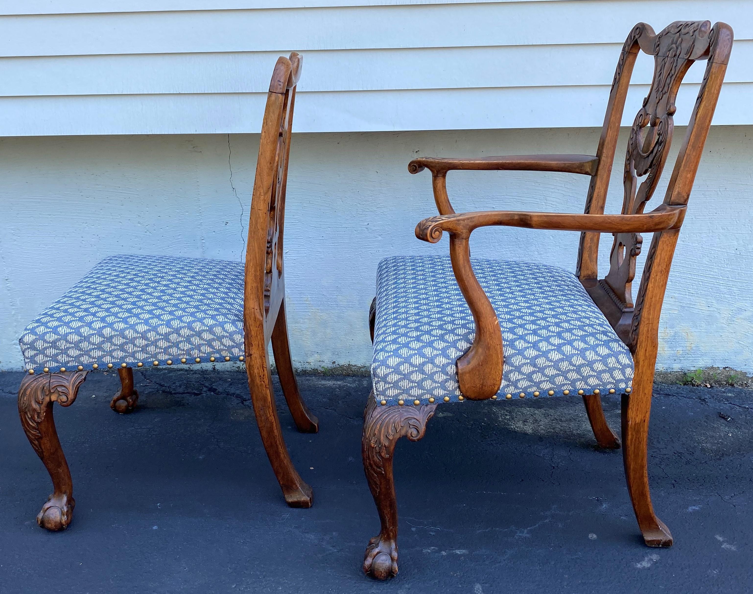 18th Century Set of Six Georgian Chippendale Carved Mahogany Chippendale Dining Chairs