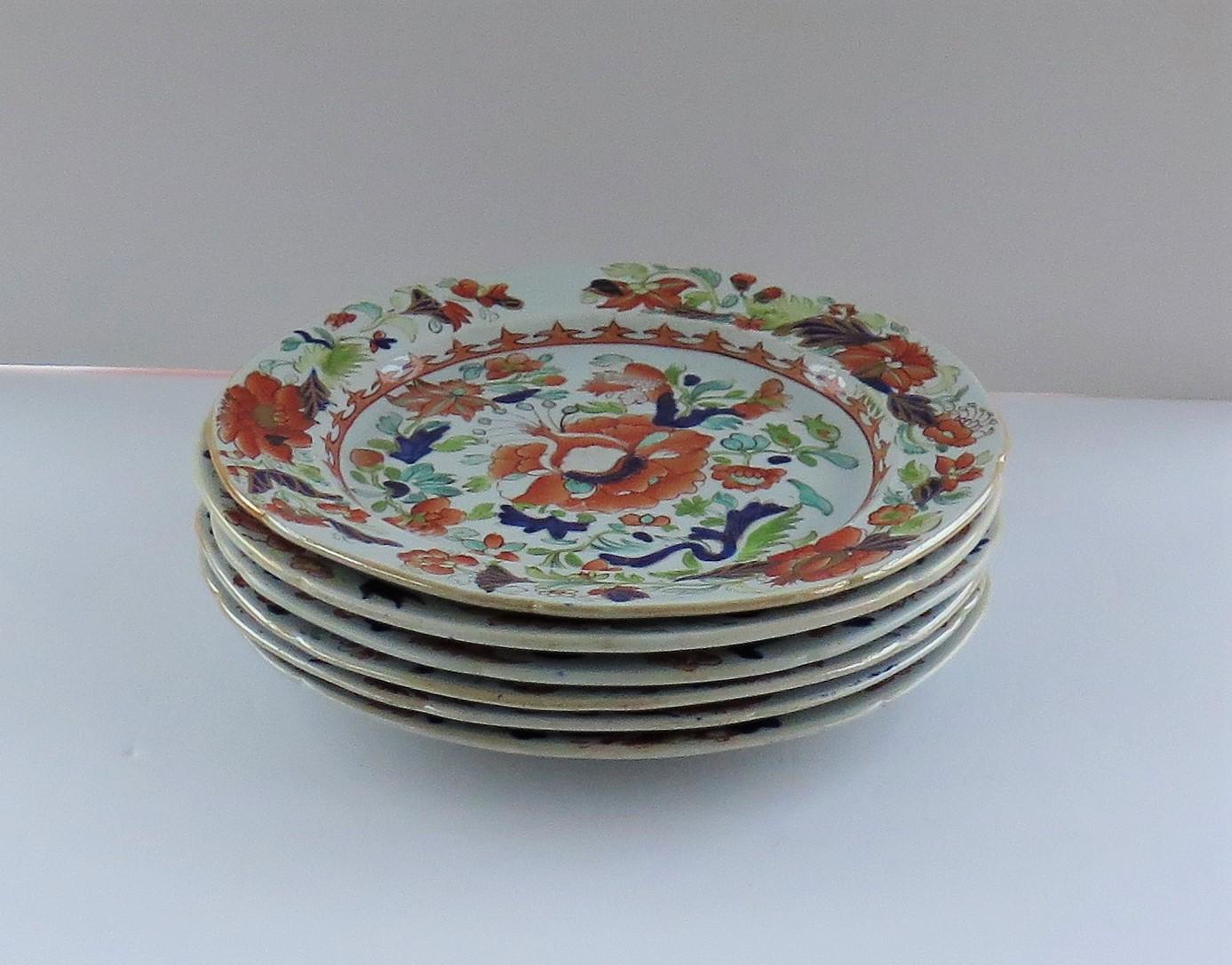 Hand-Painted Set of Six Georgian Mason's Ironstone Dinner Plates in Large Stamen Flower Ptn