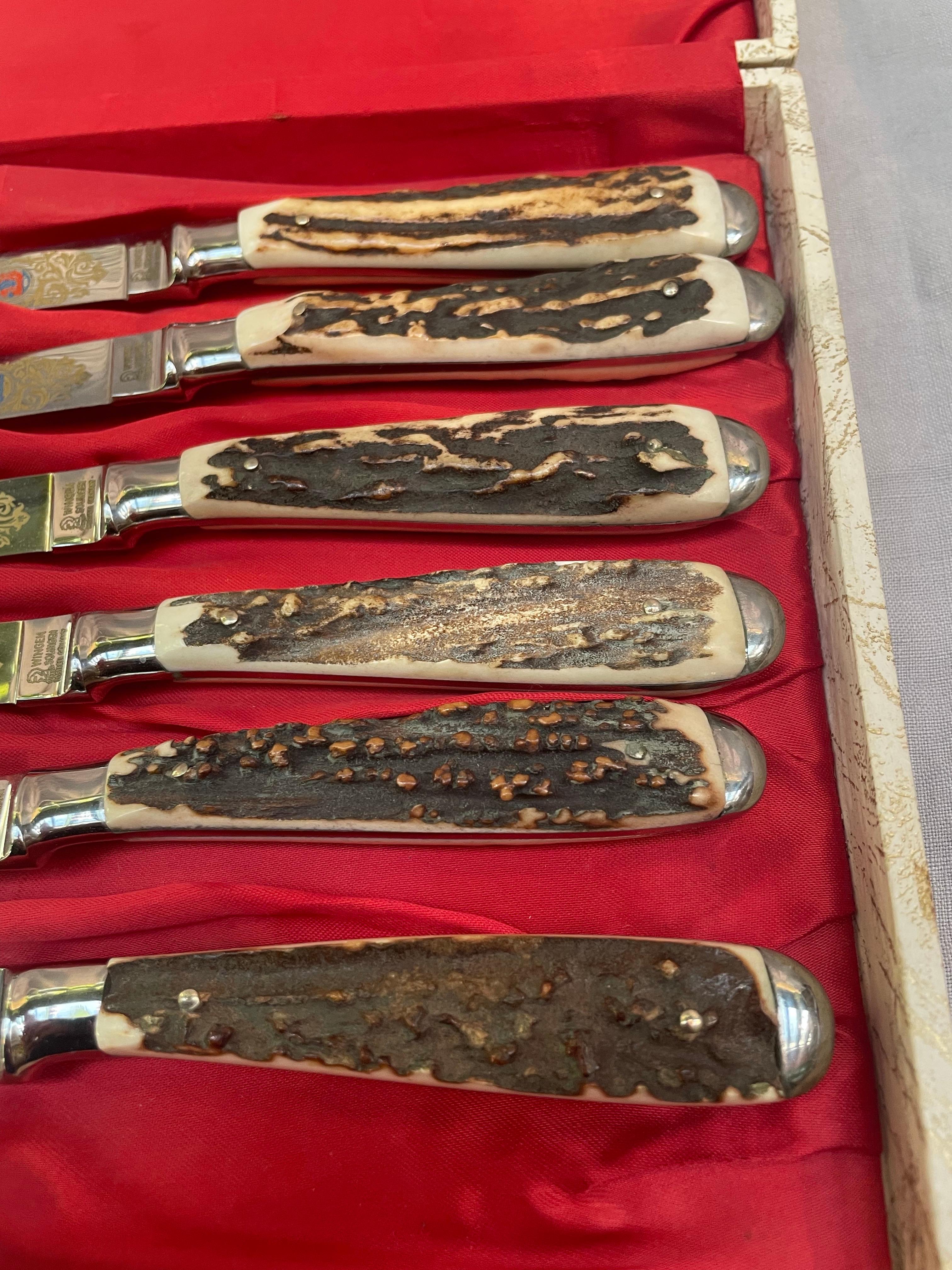 Ensemble de six couteaux allemands à manche de cerf par Wingen Solingen, Allemagne de l'Ouest Bon état - En vente à Northport, MI