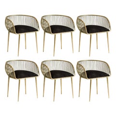 Satz von sechs Esszimmerstühlen aus vergoldetem Metall und schwarzem Samt im italienischen Stil