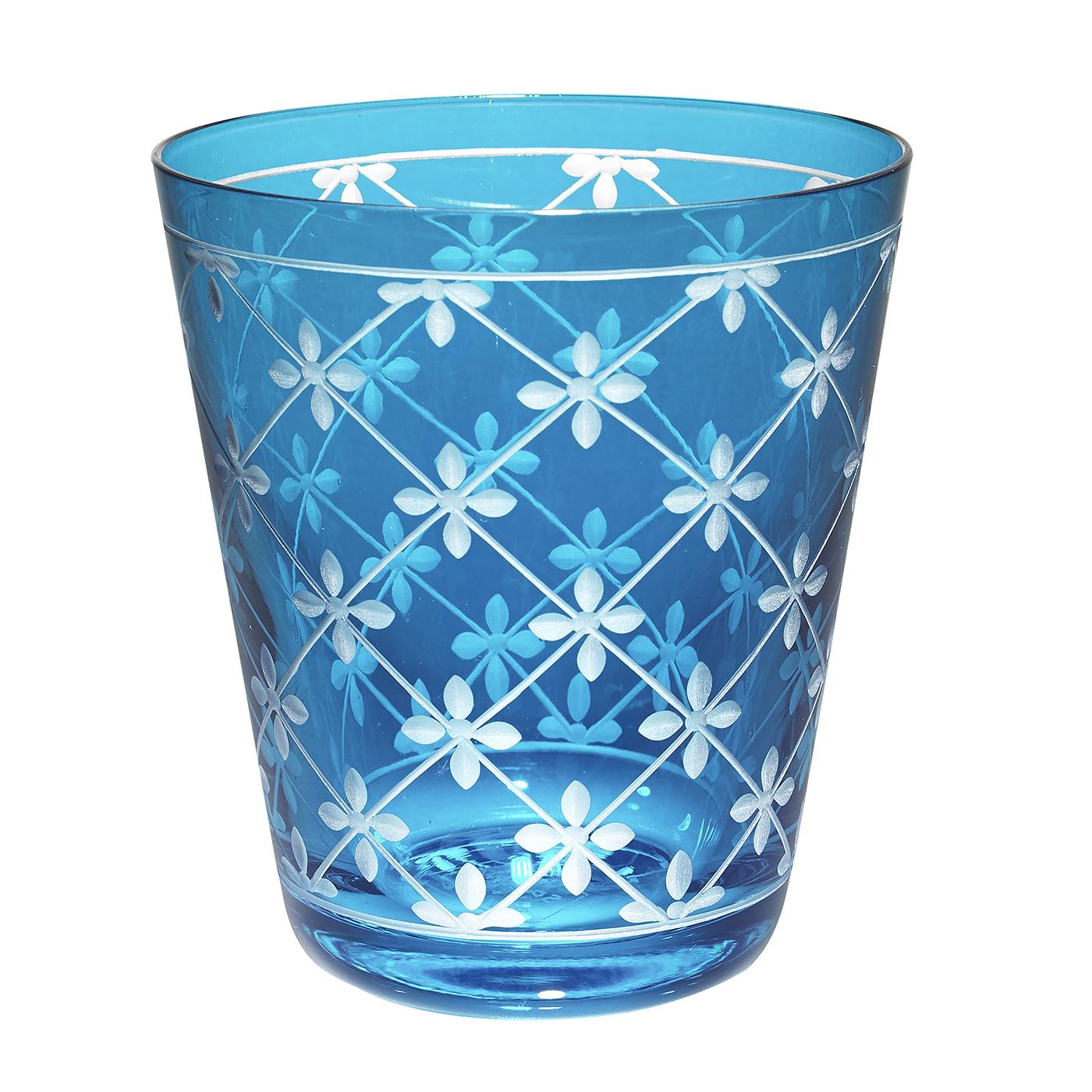 Set of 6 hand blown tumblers in blue crystal with a country style decor all around. A matching carafe can be ordered in addition. Can be ordered in different colors like blue, pink and green. Not recommend for dishwasher use
About Sofina