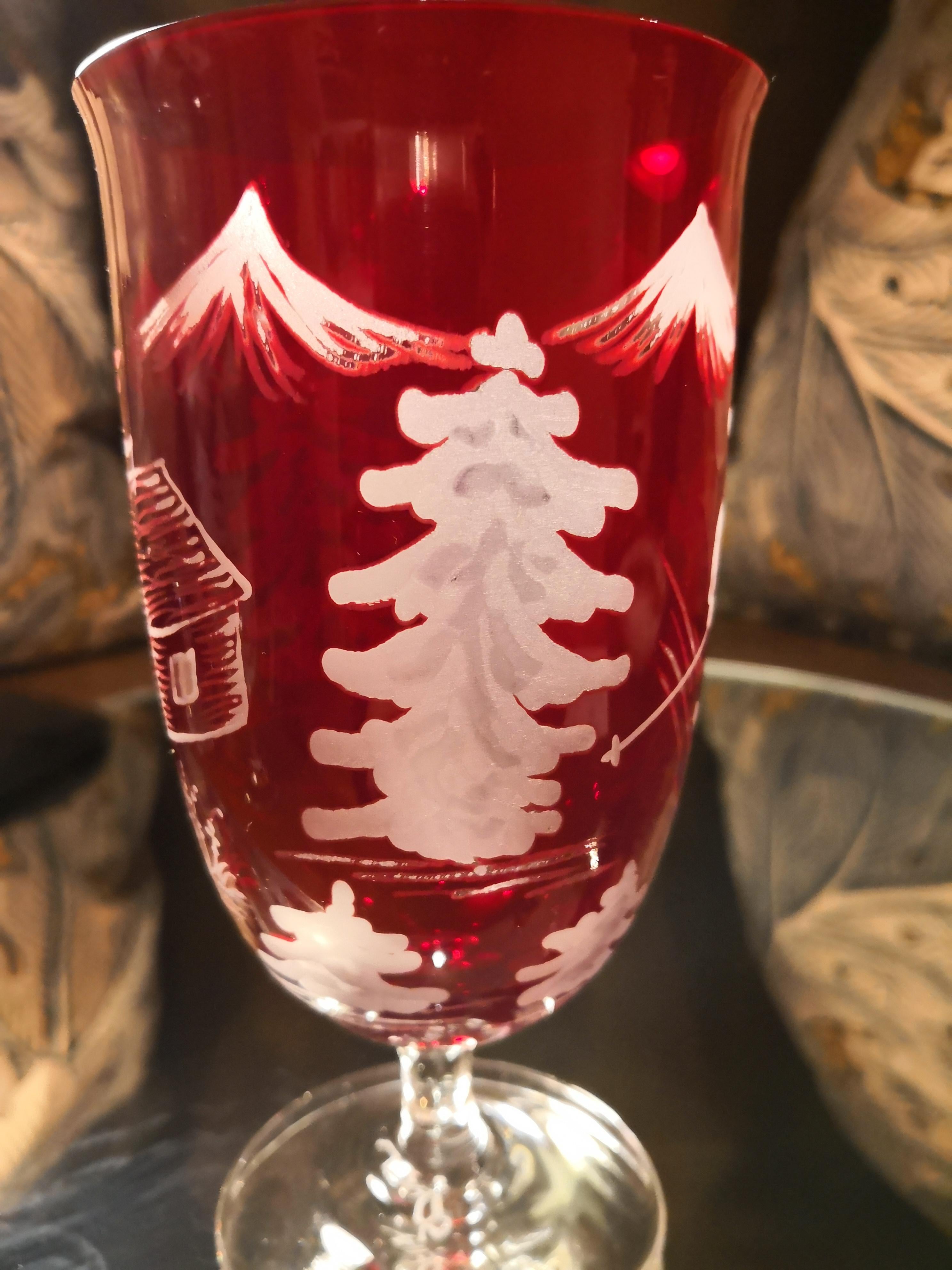 Ensemble de six verres à vin décoré de skieurs rouges de style campagnard Sofina Boutique Kitzbuehel Neuf - En vente à Kitzbuhel, AT