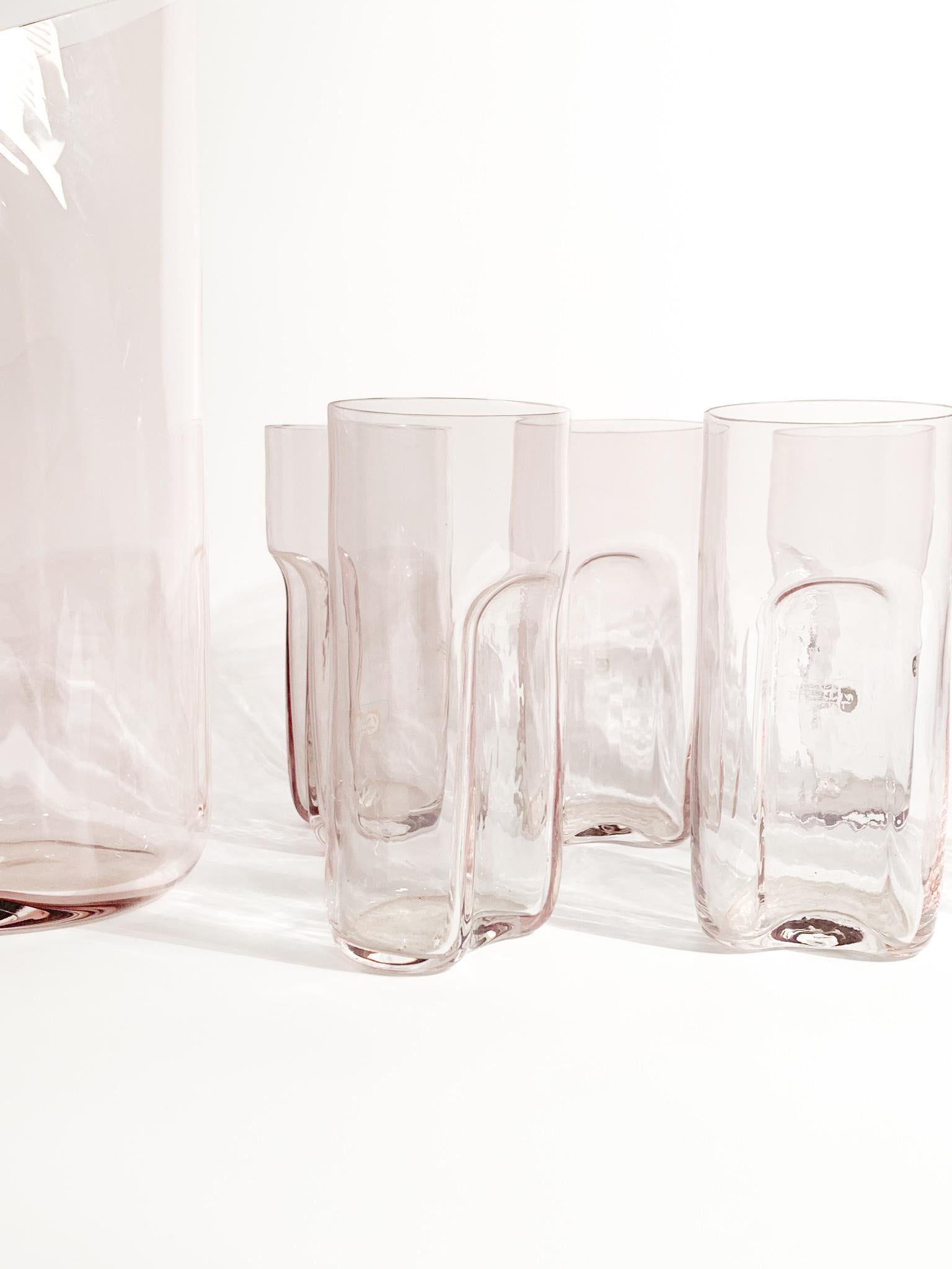 Satz von sechs Gläsern und Karaffe aus Murano-Glas von Cenedese & Albarelli 1970er Jahre im Angebot 1