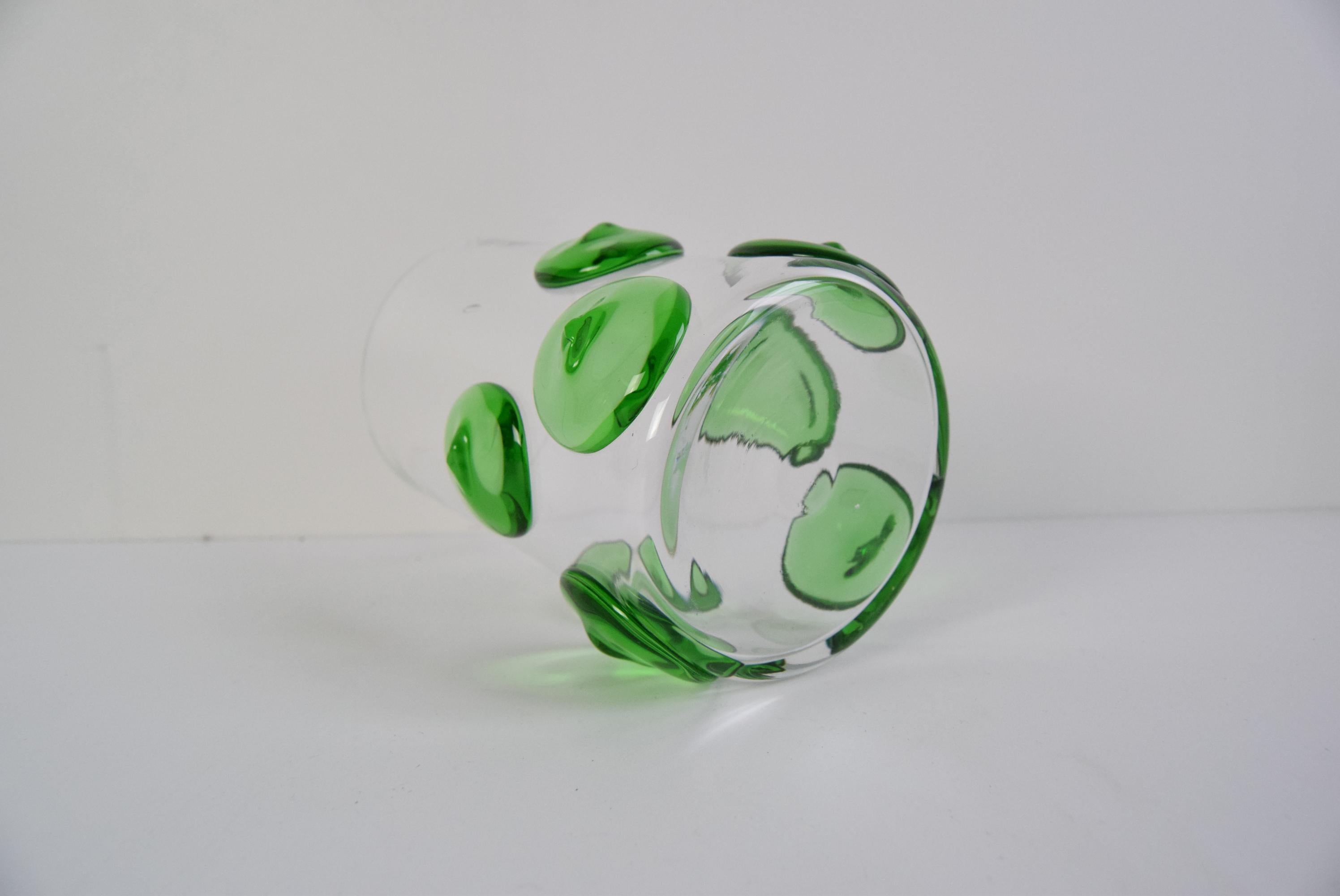 Ensemble de six verres Verrerie Nový Bor, années 1950. en vente 1