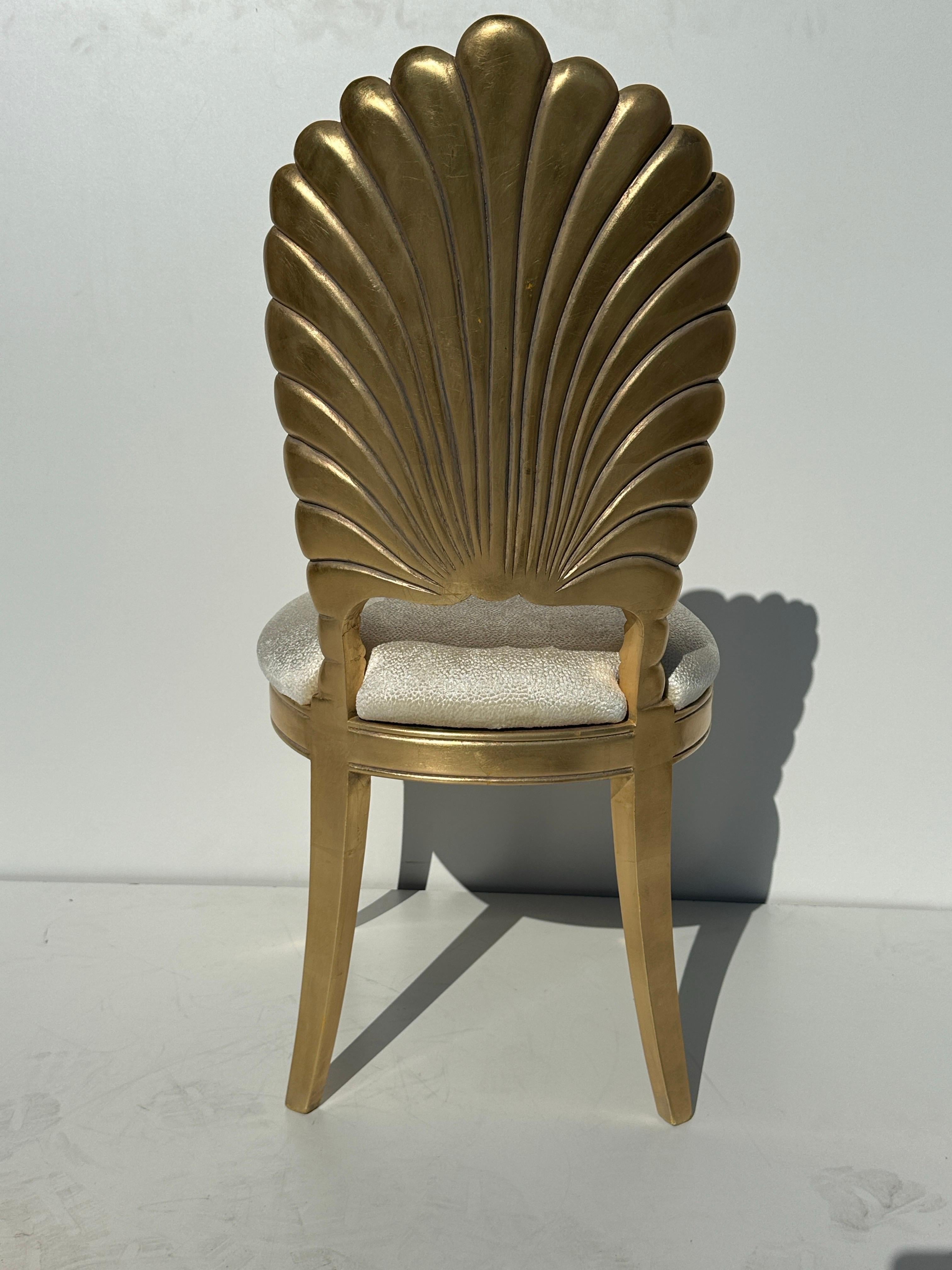 Ensemble de six chaises Grotto Shell à dossier en feuille d'or en vente 2