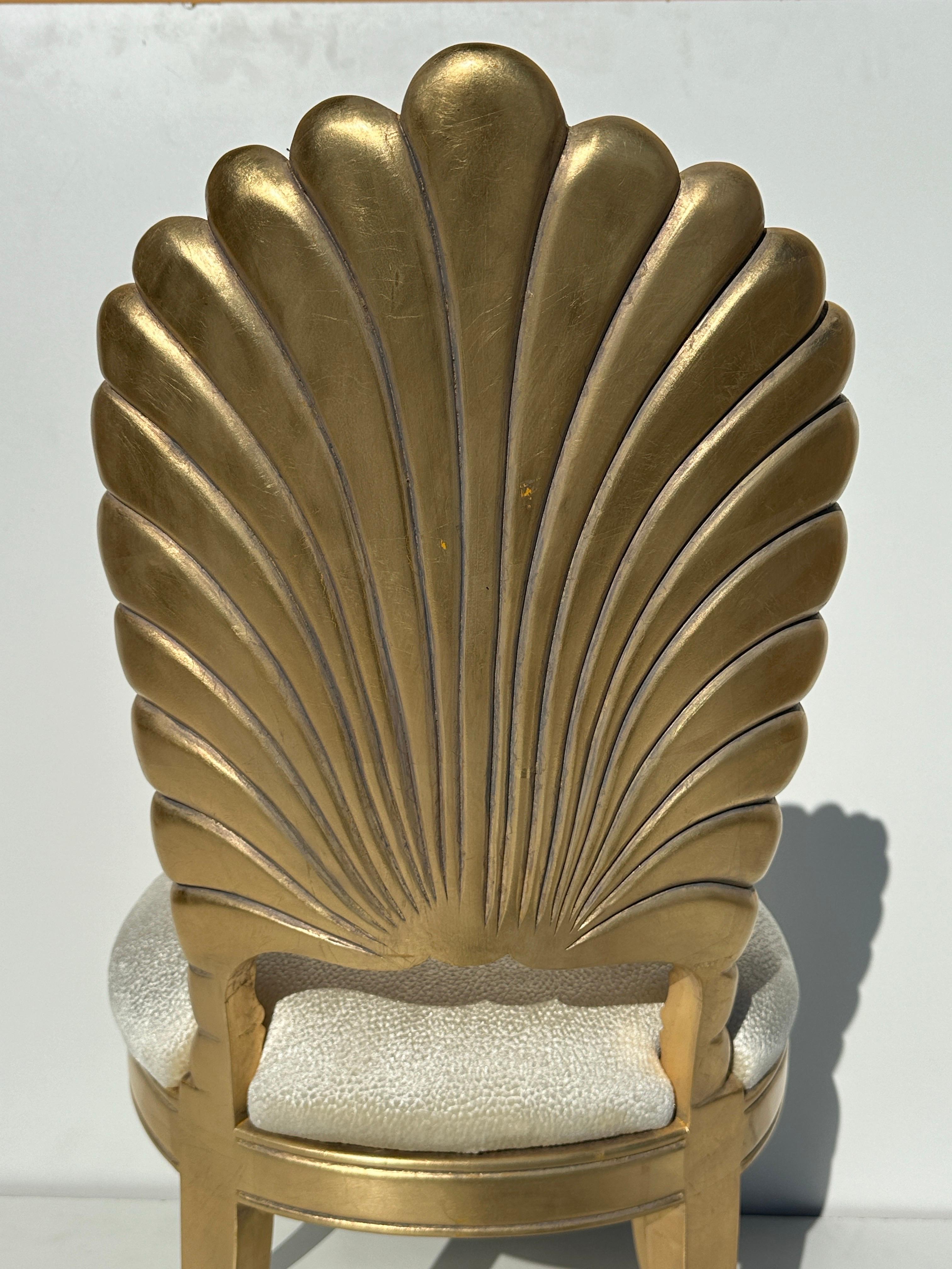 Ensemble de six chaises Grotto Shell à dossier en feuille d'or en vente 3