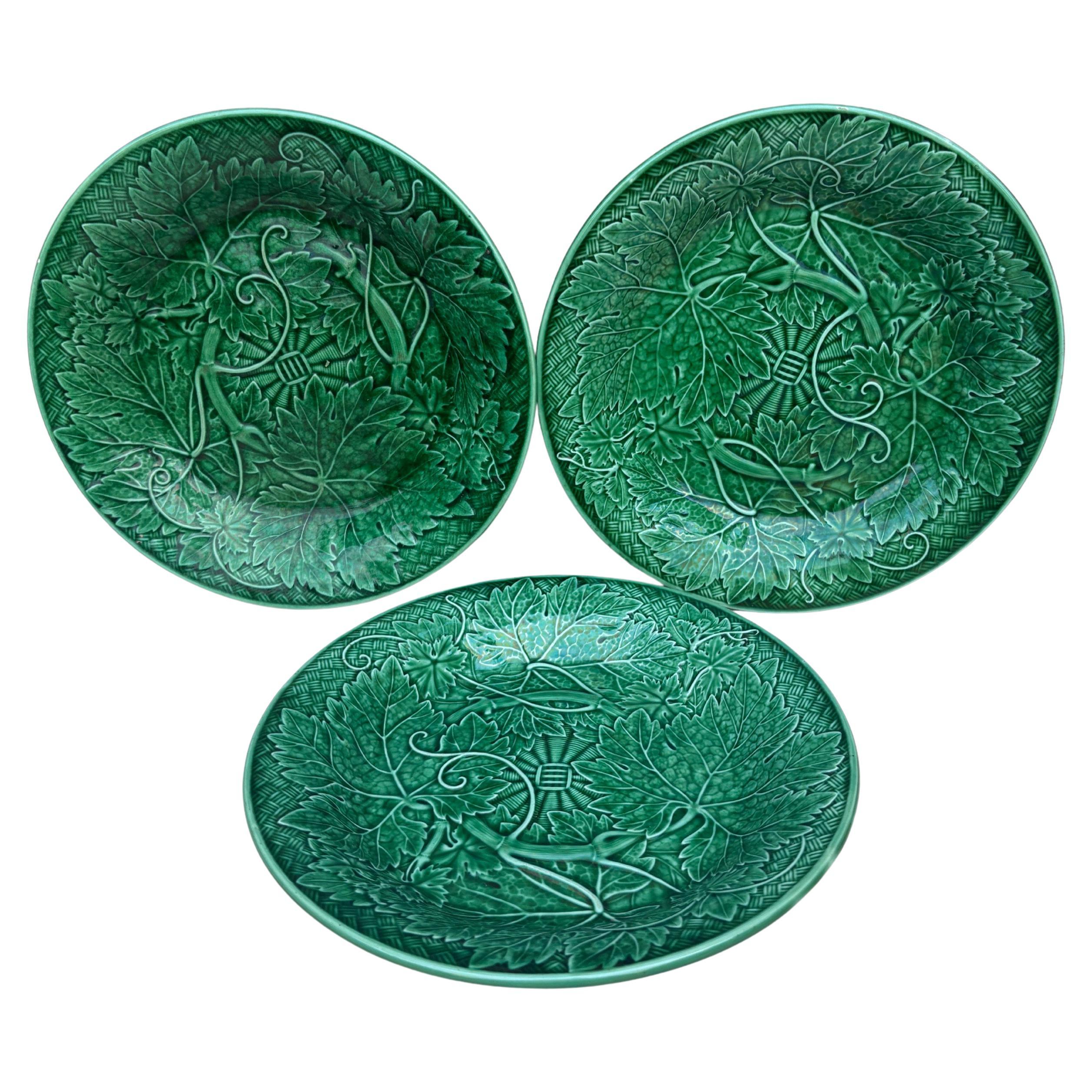 Mid-20th Century Set of Six Green Majolica Leaves Dishes Circa 1930 For Sale