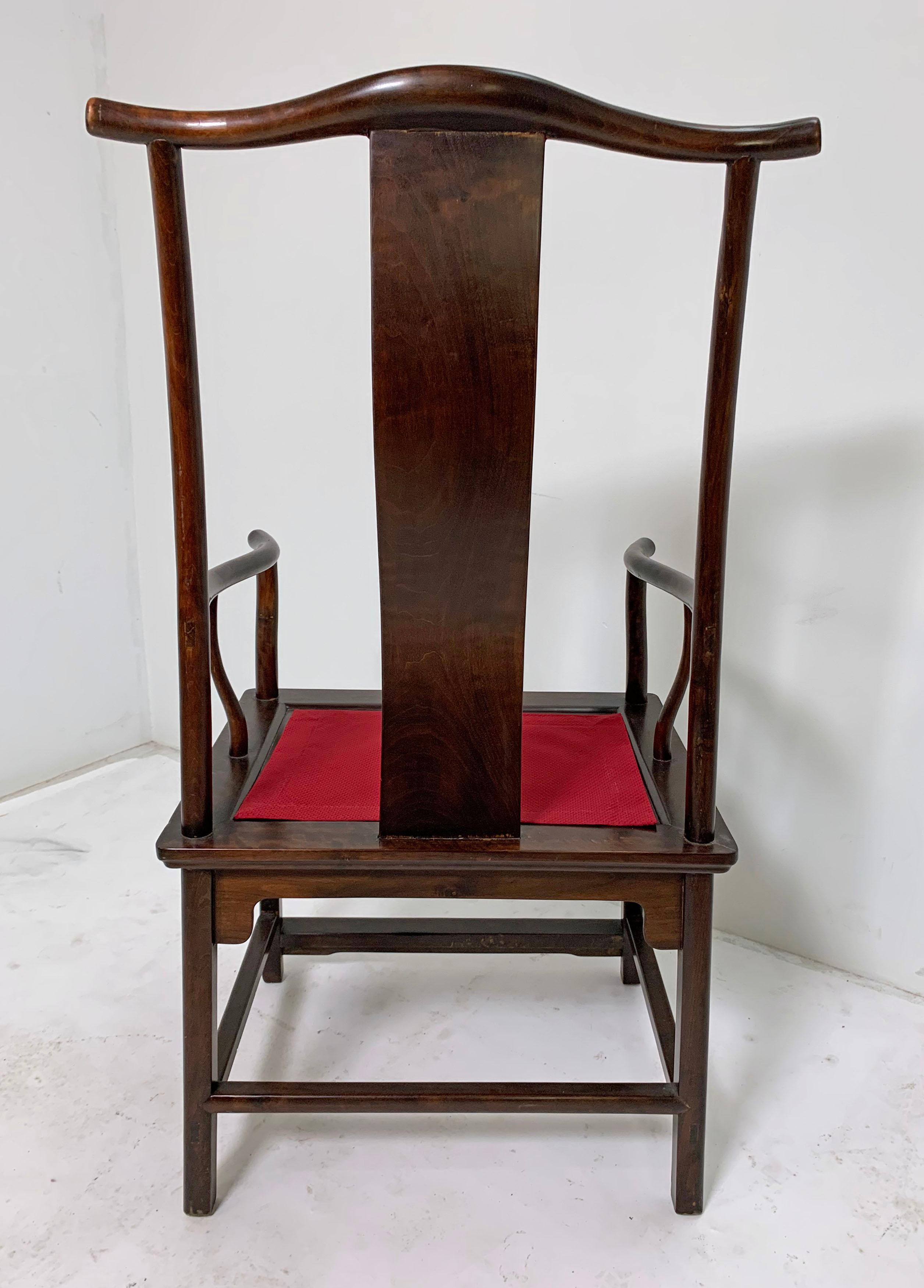 Set of Six Guanmaoyi Yokeback Dining Chairs, circa 1960s For Sale 9