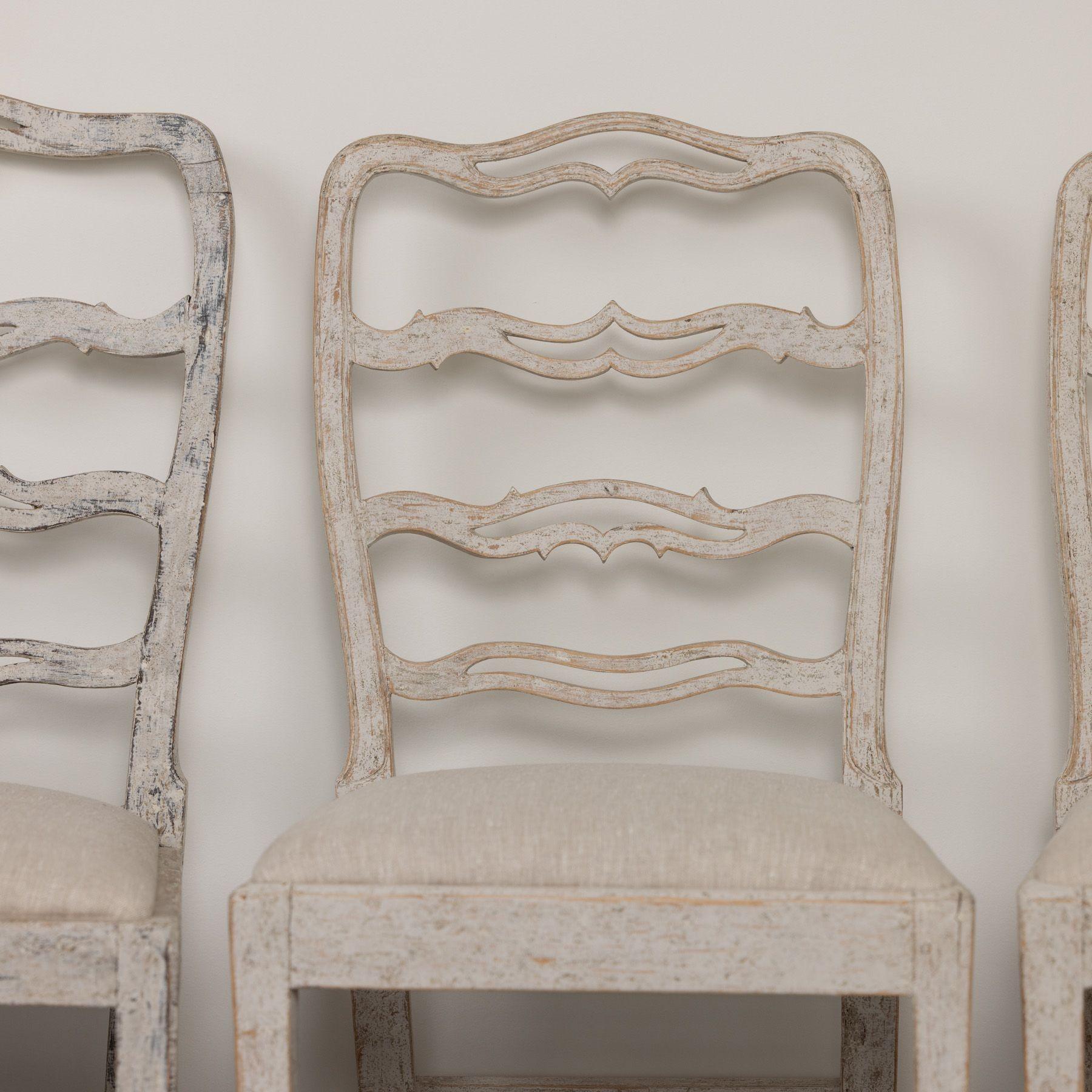 Set of Six Gustavian Period Painted Dining Chairs, 19th c. Swedish For Sale 7