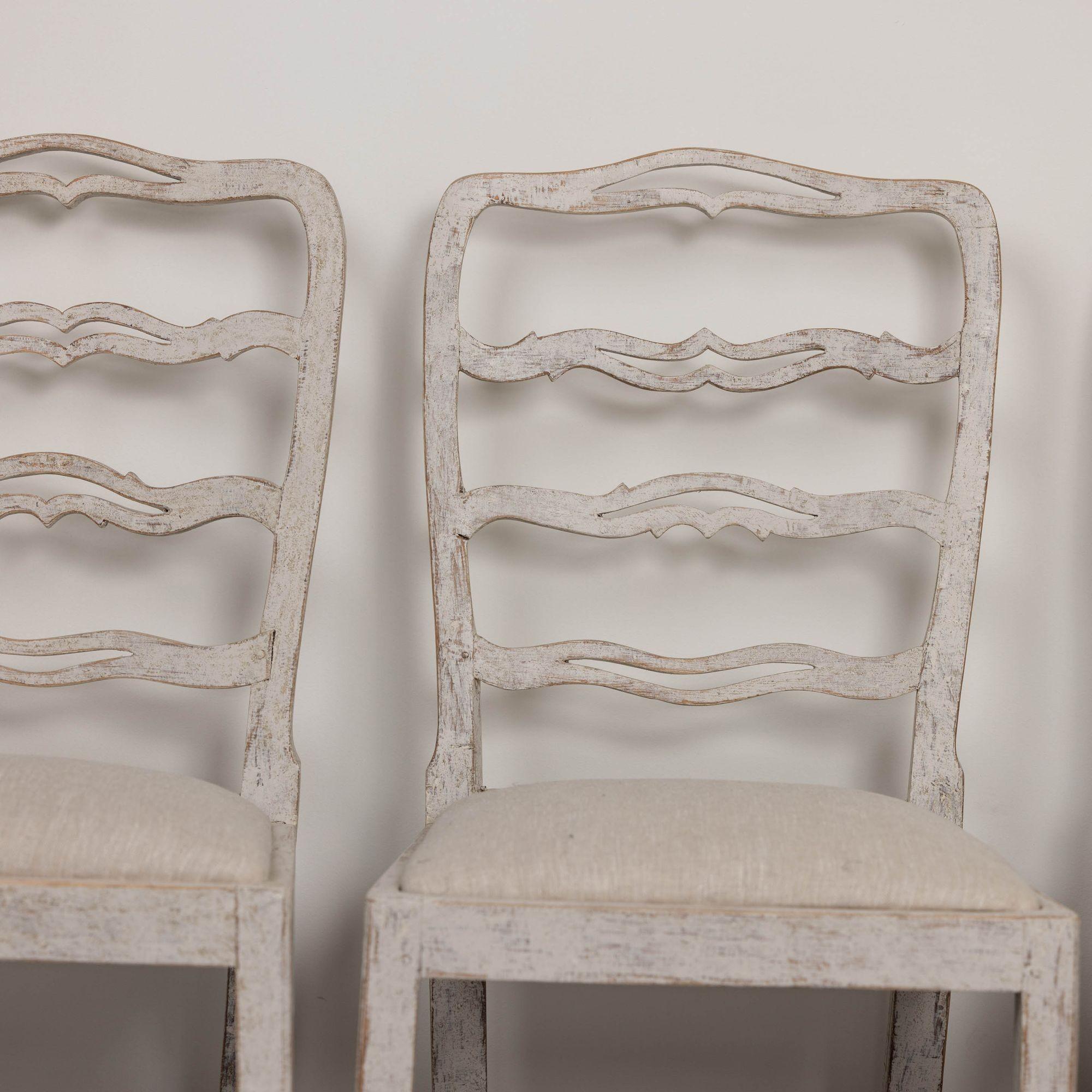 Set of Six Gustavian Period Painted Dining Chairs, 19th c. Swedish For Sale 12