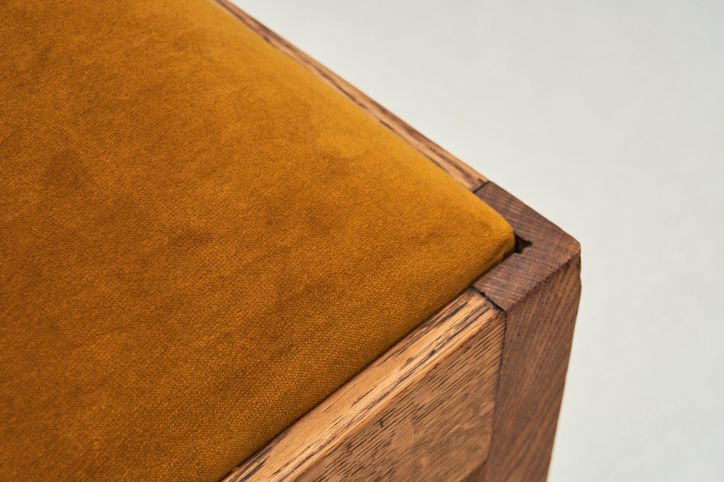 Set of Six Haagse School Oak Dining Chairs with Velour Seats, Netherlands 1930s For Sale 5