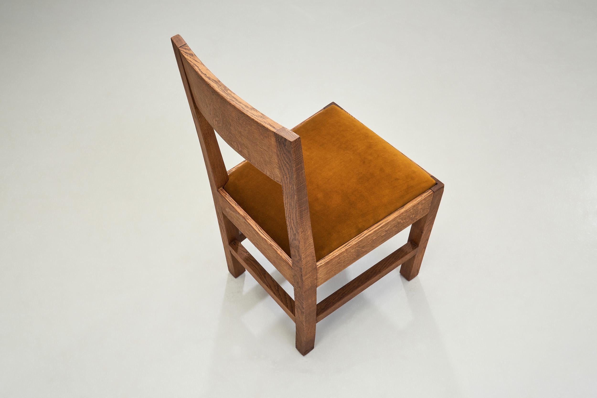 Set of Six Haagse School Oak Dining Chairs with Velour Seats, Netherlands 1930s In Good Condition For Sale In Utrecht, NL